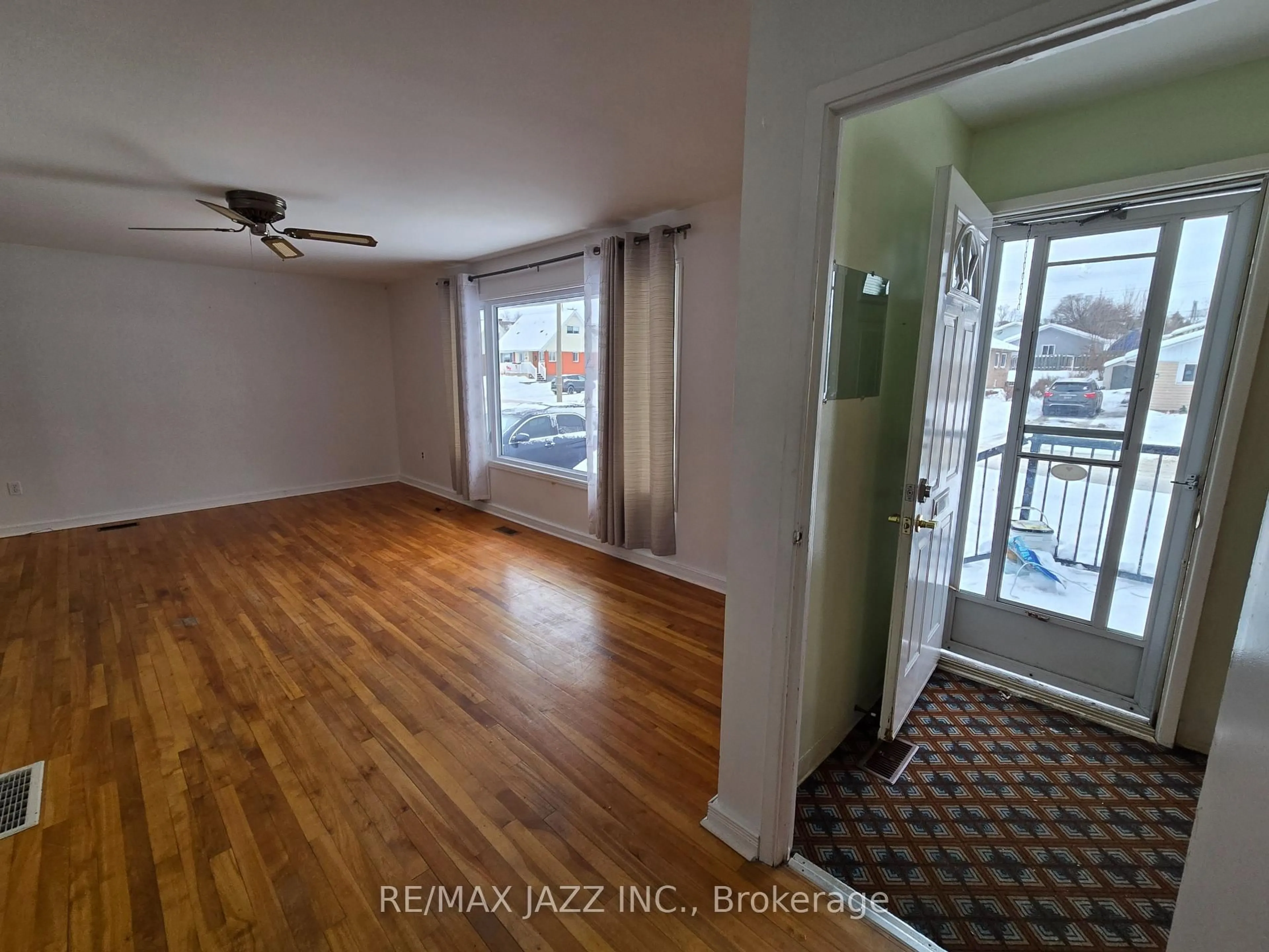 A pic of a room for 255 Mississauga Ave, Elliot Lake Ontario P5A 1E8