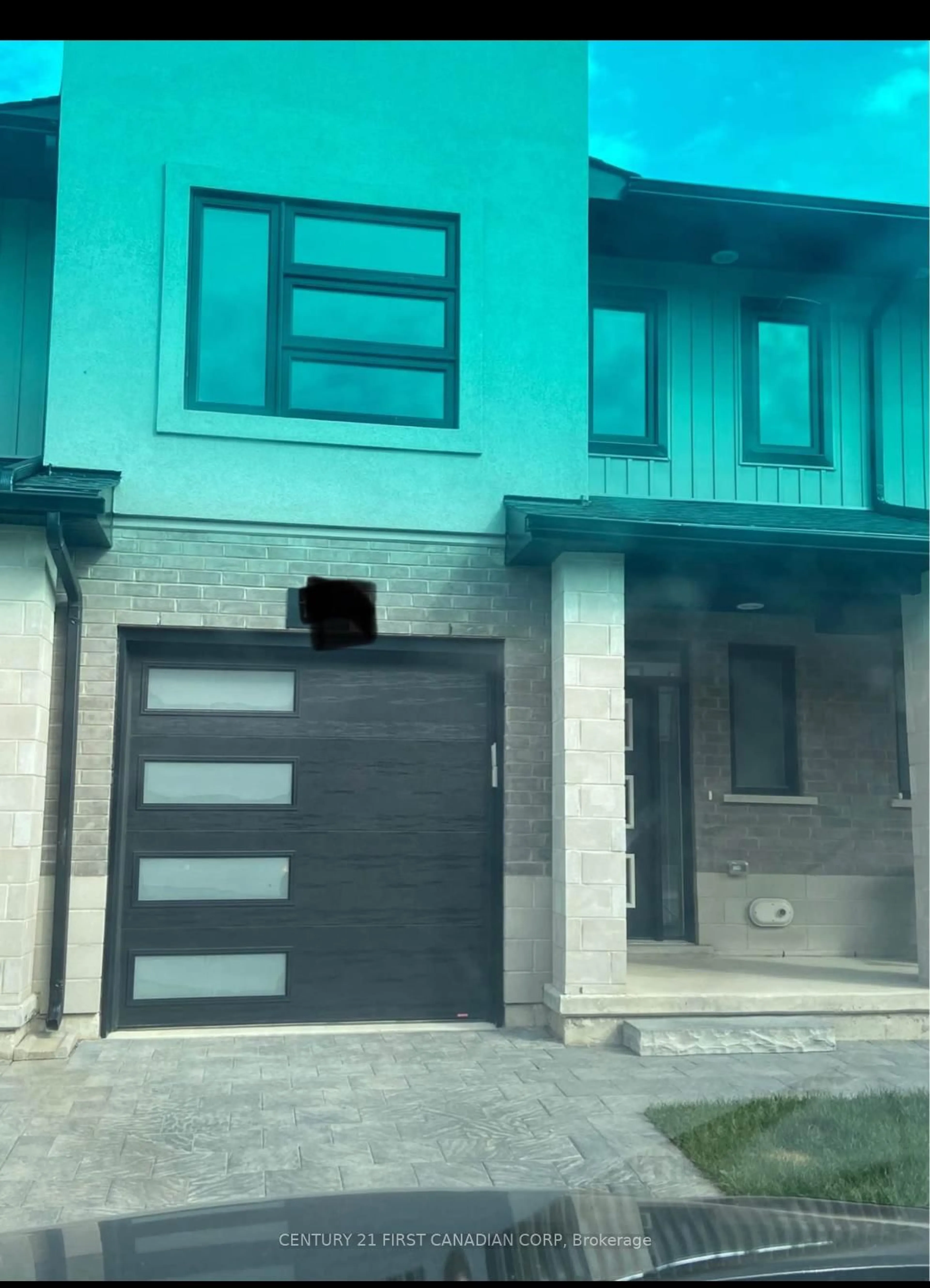 Unknown for 3380 Singleton Ave #107, London South Ontario N6L 0E8