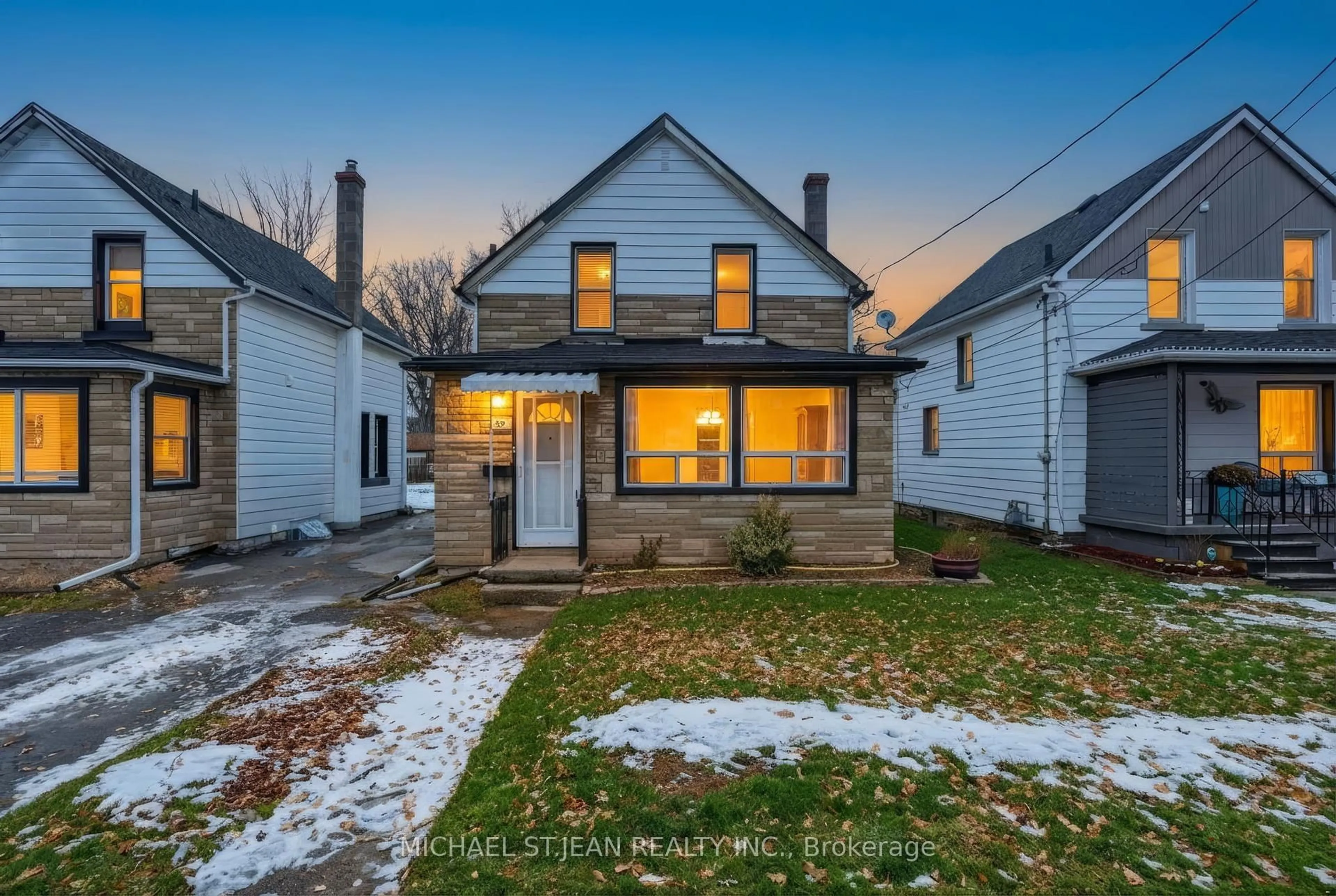 Unknown for 20 York St, Welland Ontario L3B 4A6