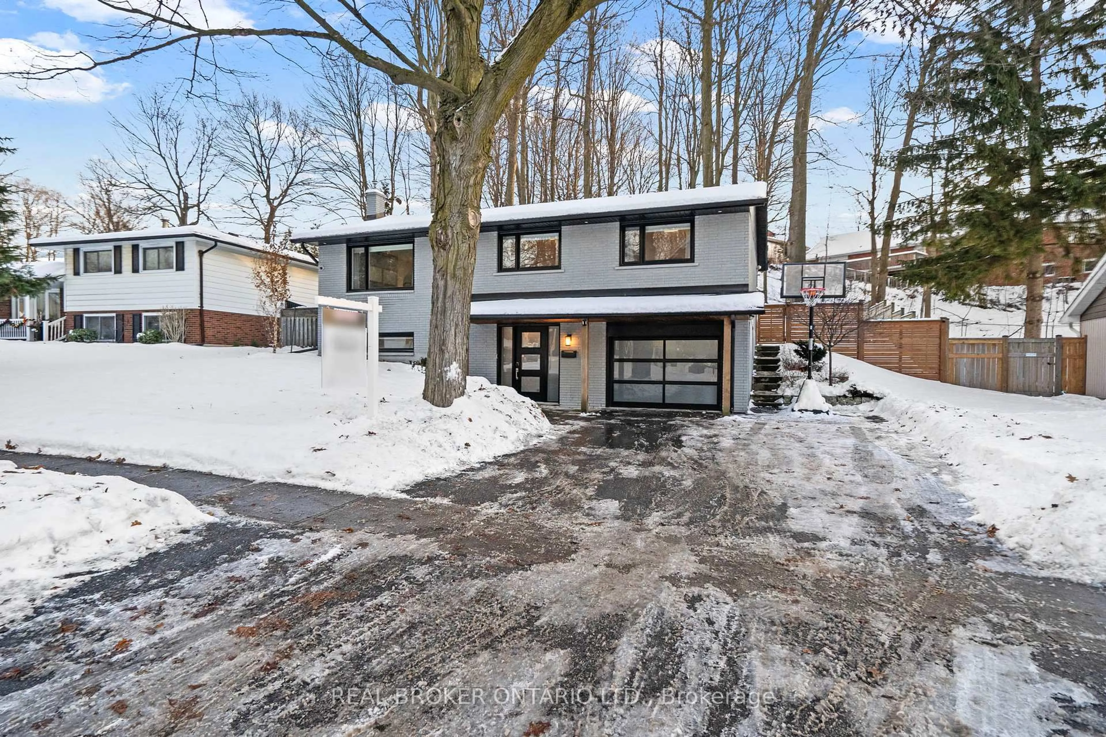 Unknown for 190 Winston Blvd, Cambridge Ontario N3C 1M3