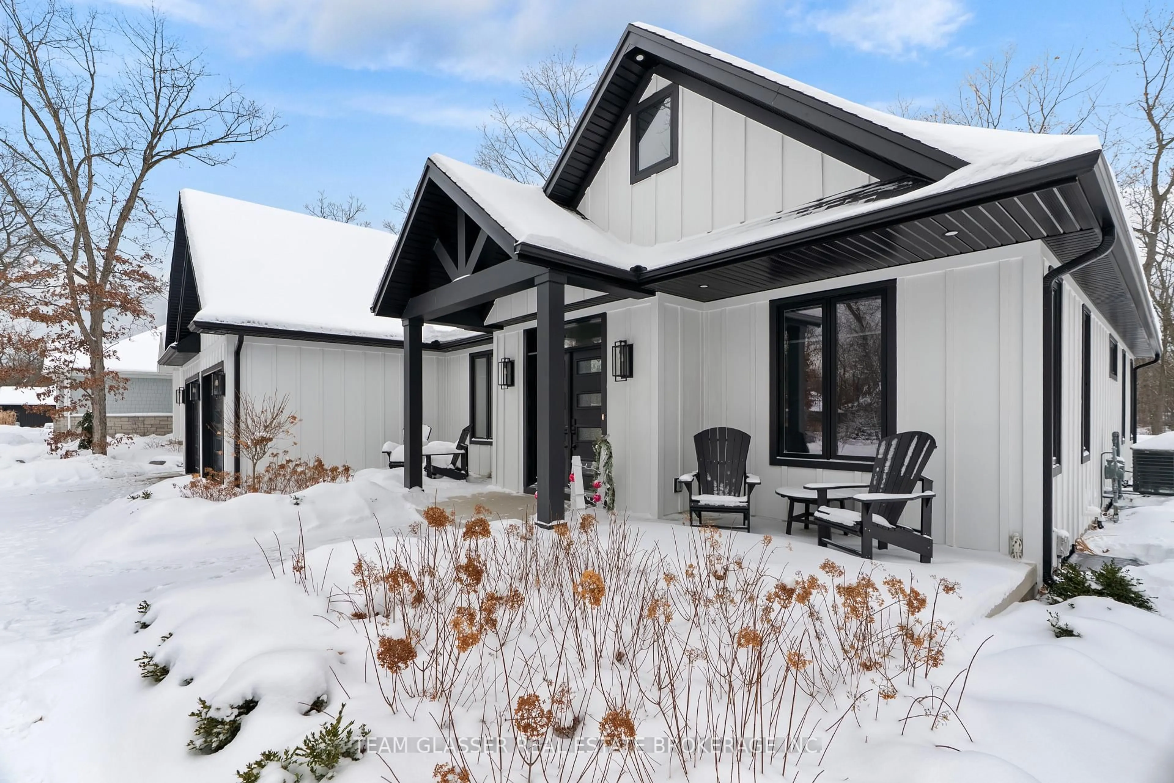 Home with vinyl exterior material, street for 10143 Pinery Bluffs Rd, Lambton Shores Ontario N0M 1T0