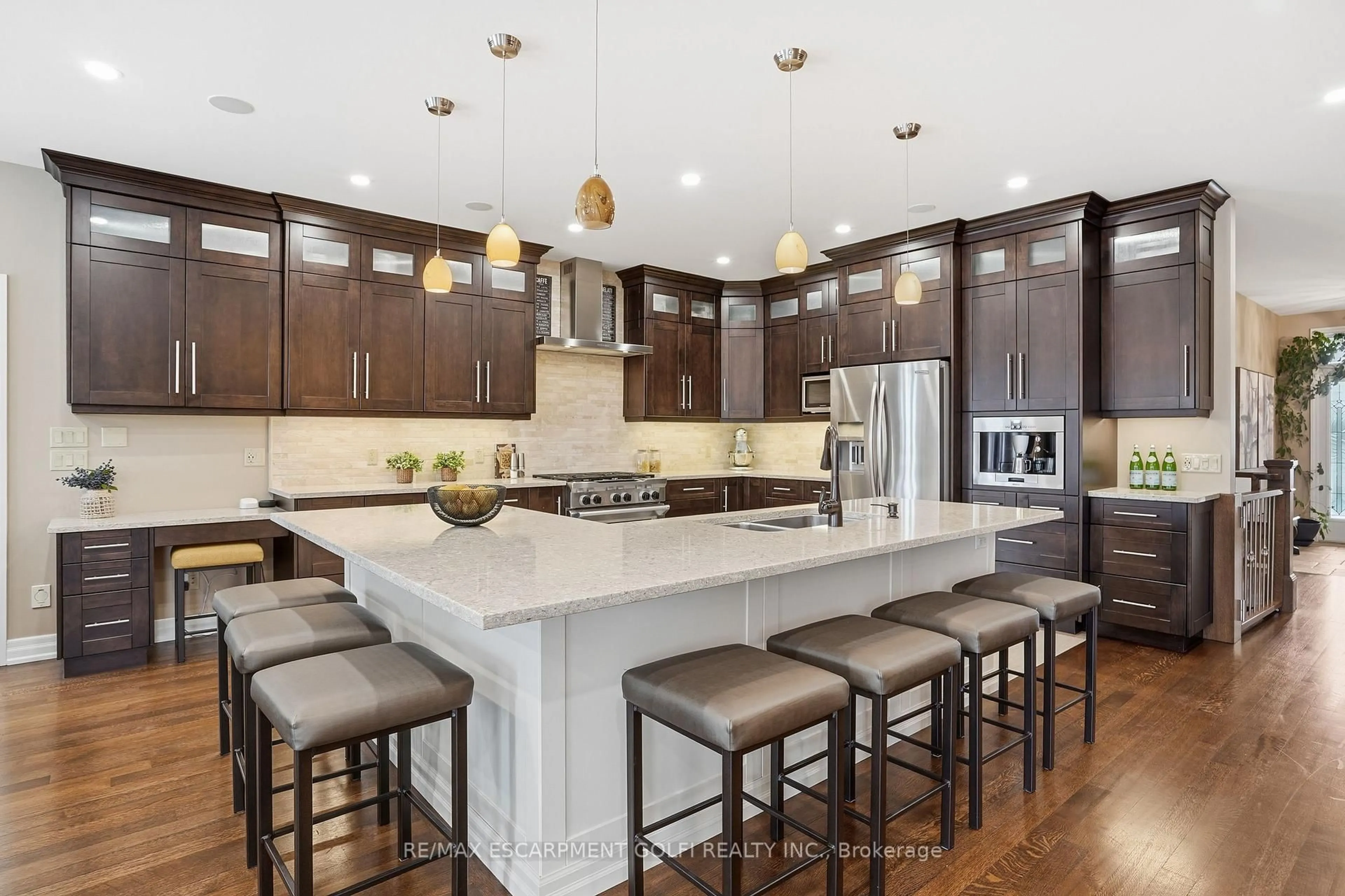 Contemporary kitchen, ceramic/tile floor for 4085 Jordan Rd, Lincoln Ontario L0R 1S0