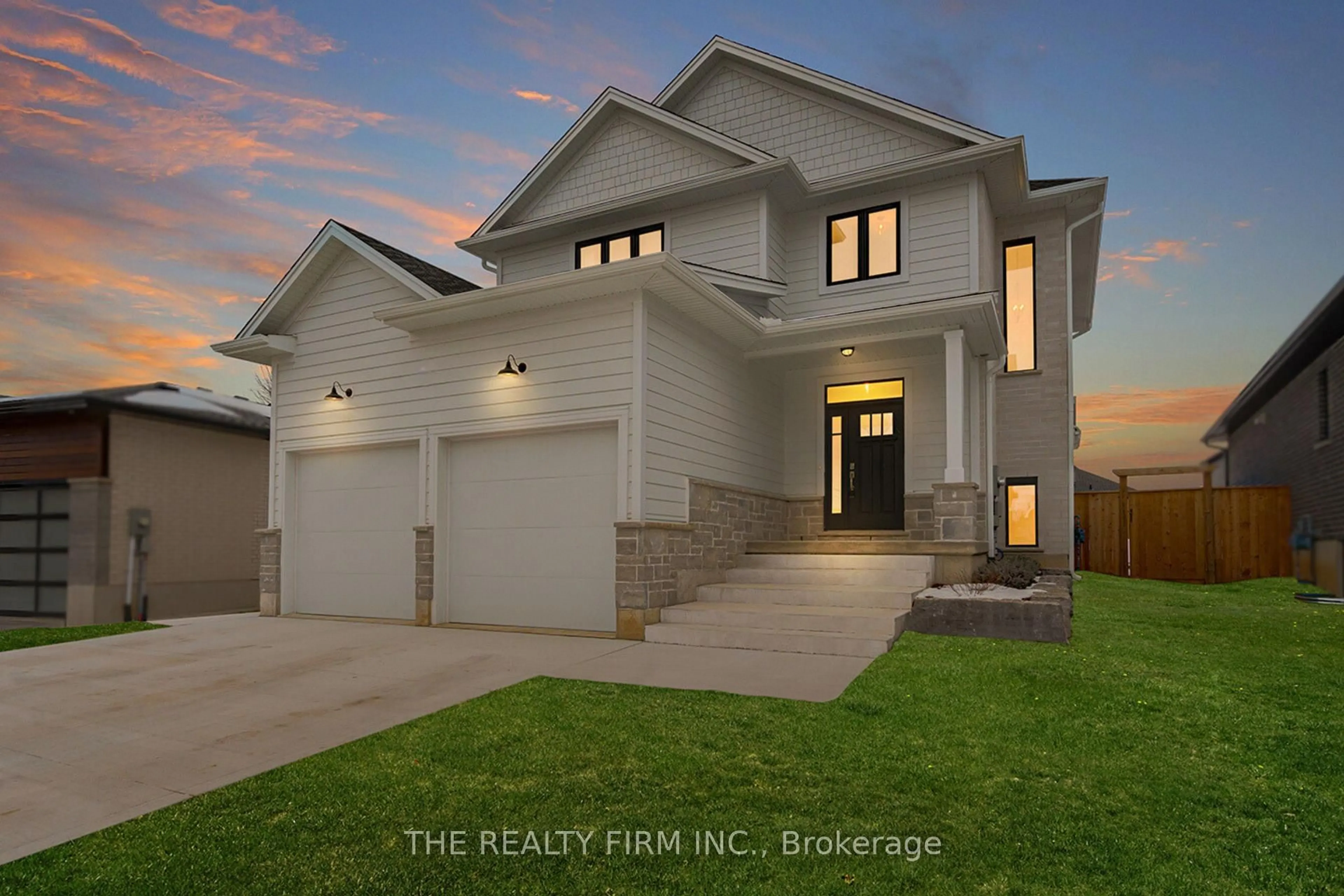 Home with brick exterior material, street for 291 King St, Southwest Middlesex Ontario N0L 1M0