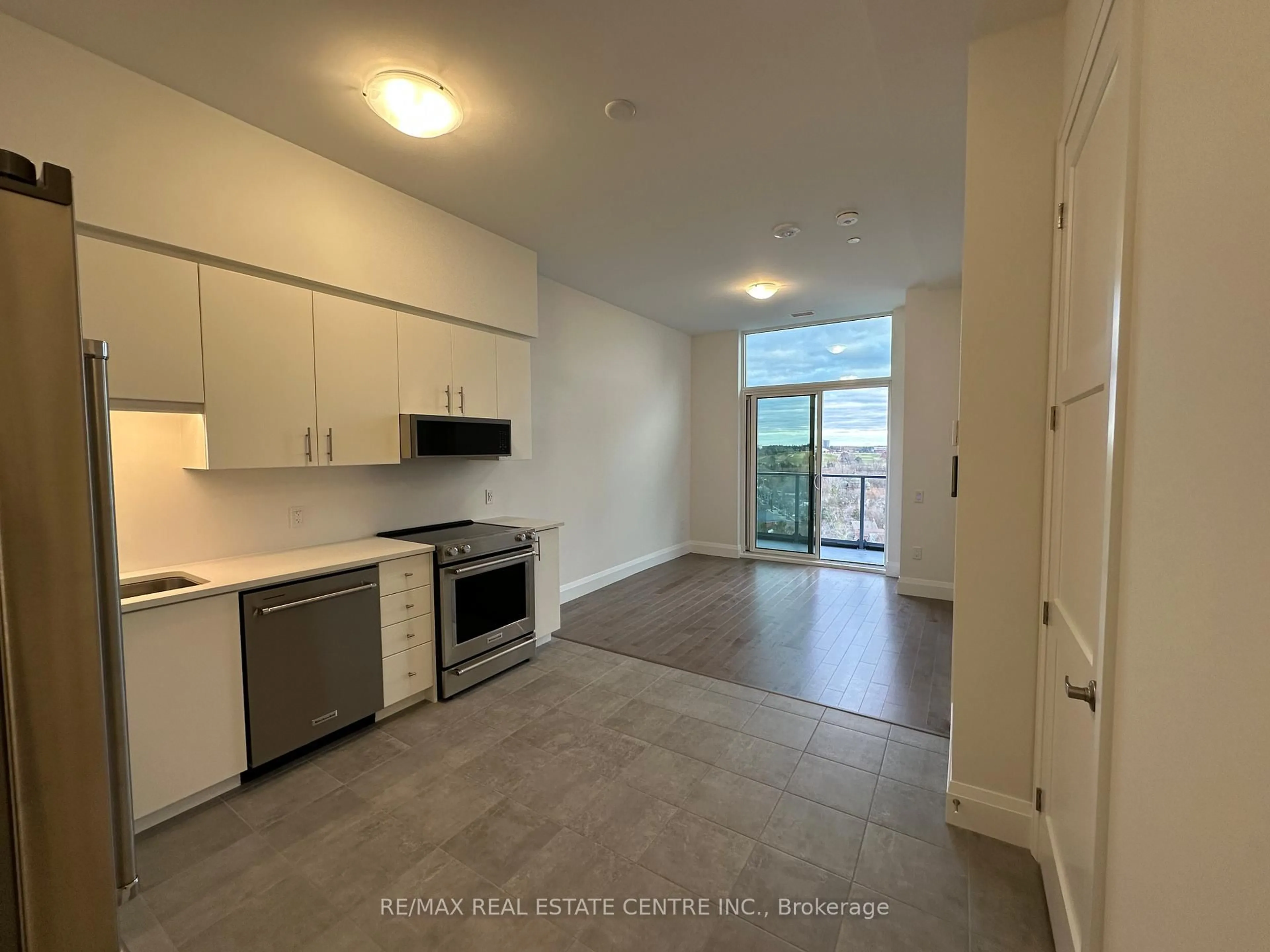 A pic of a room for 93 Arthur St #1403, Guelph Ontario N1E 0T3