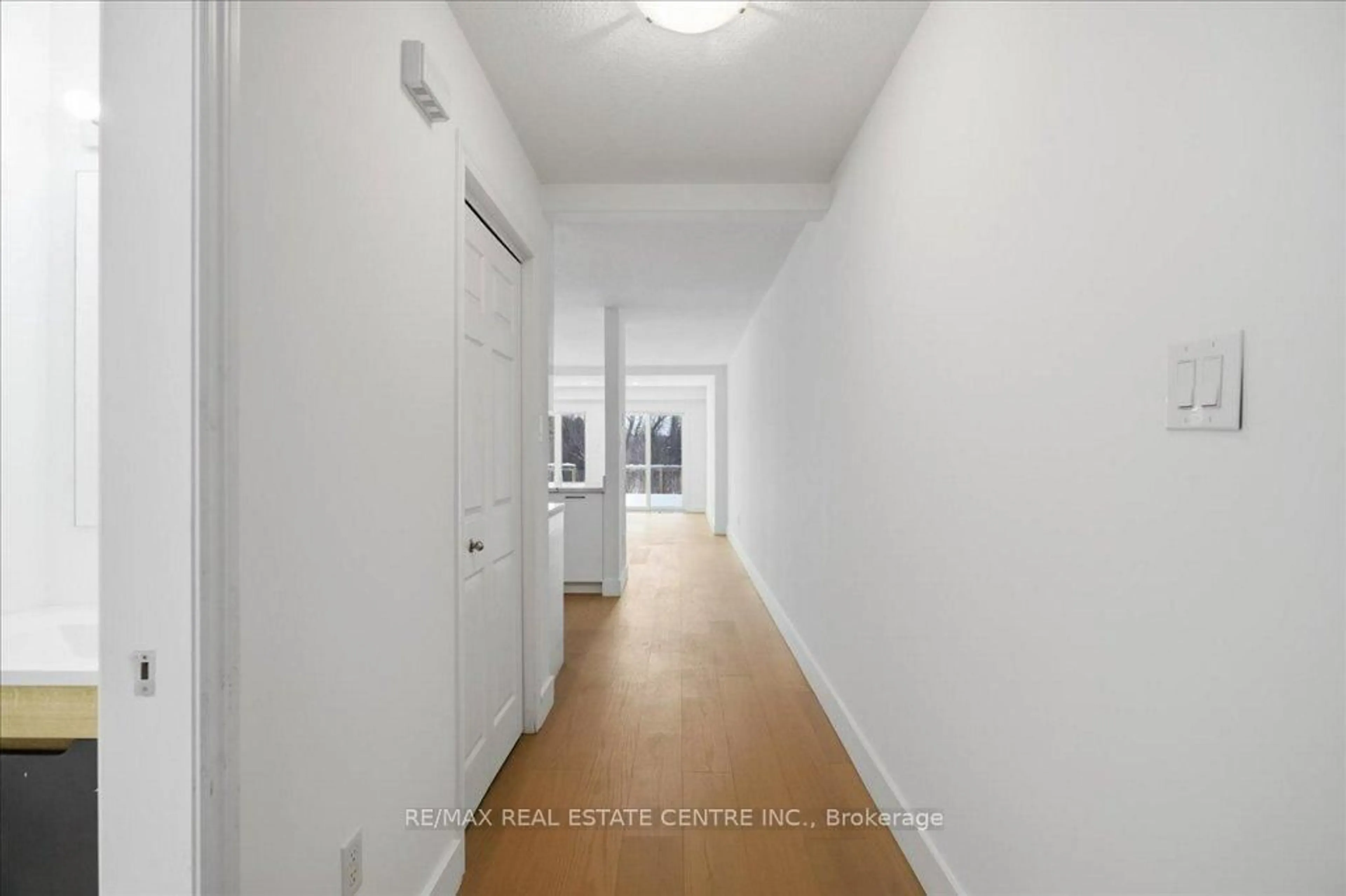 A pic of a room for 100 Mussen St, Guelph Ontario N1E 0K2