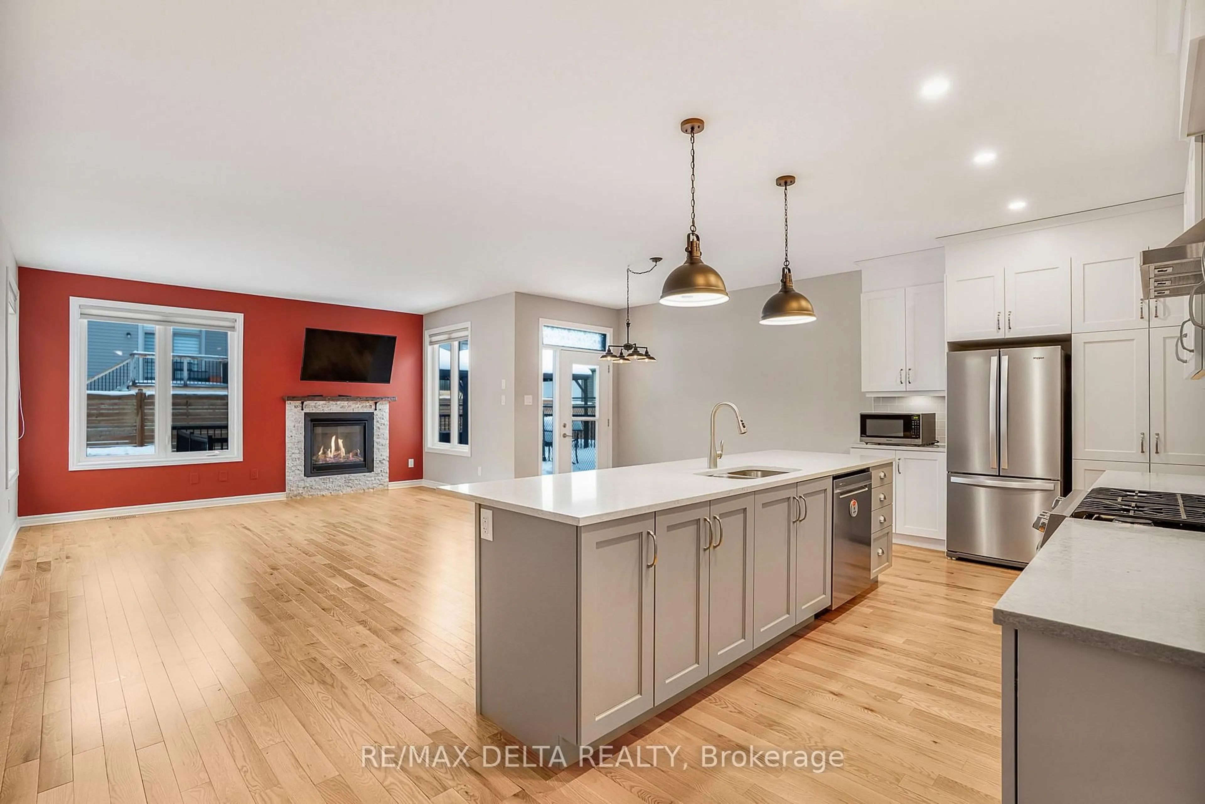 Open concept kitchen, unknown for 258 De L'étang St, Clarence-Rockland Ontario K4K 0K1