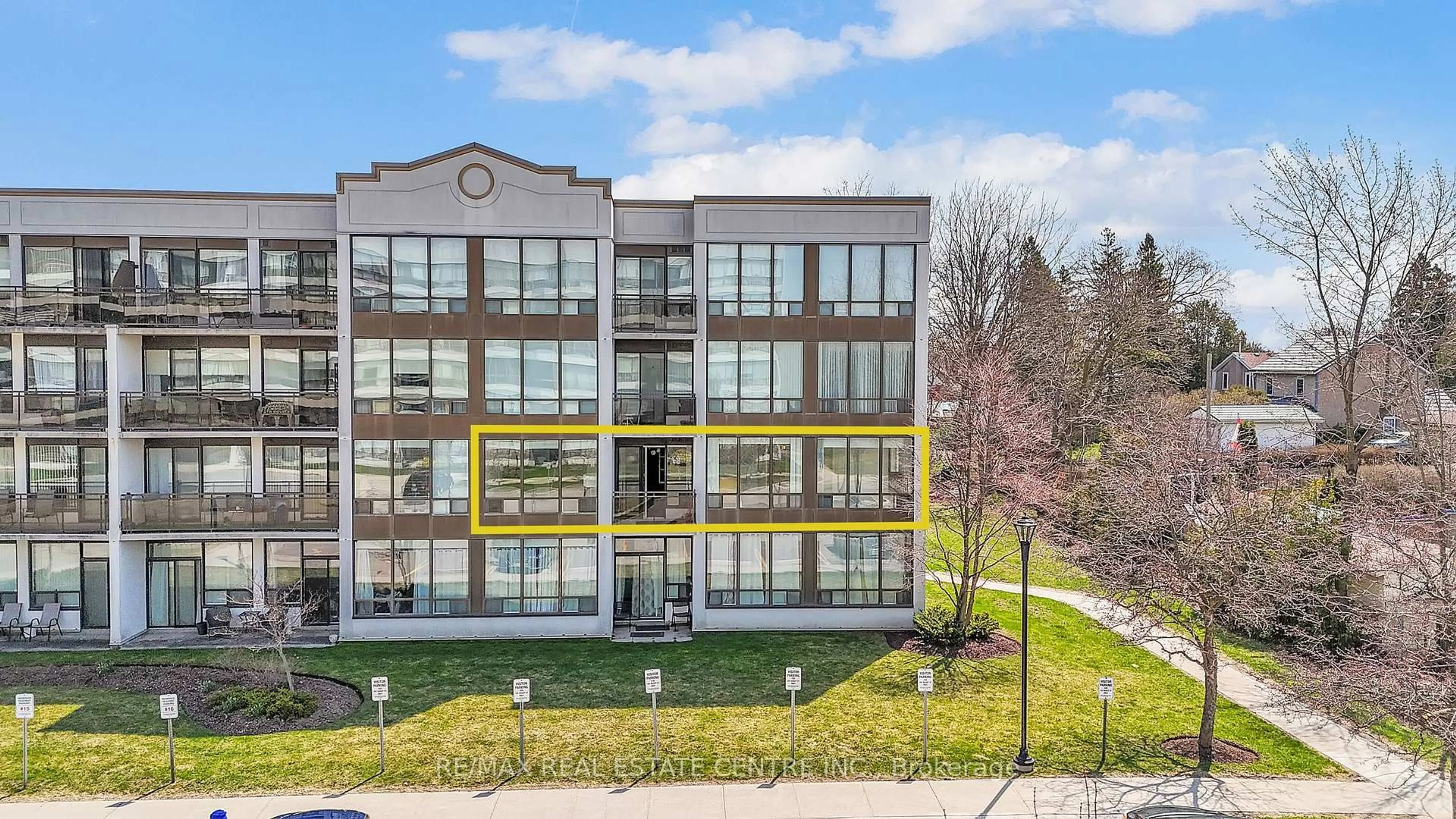 A pic from outside/outdoor area/front of a property/back of a property/a pic from drone, building for 105 BAGOT St #202, Guelph Ontario N1H 8H4