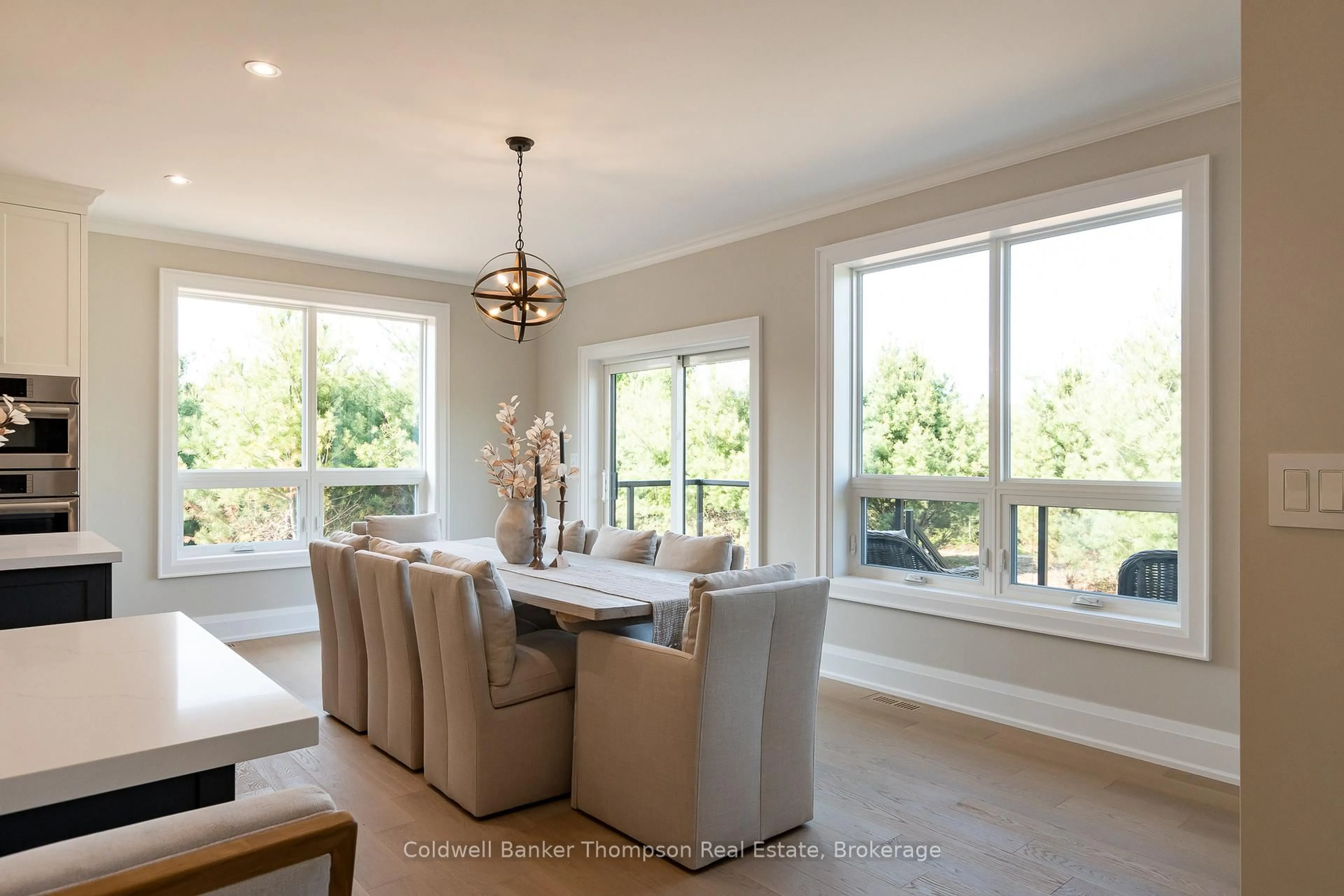 Dining room, unknown for 175 Springfield Rd, Huntsville Ontario P1H 0A5