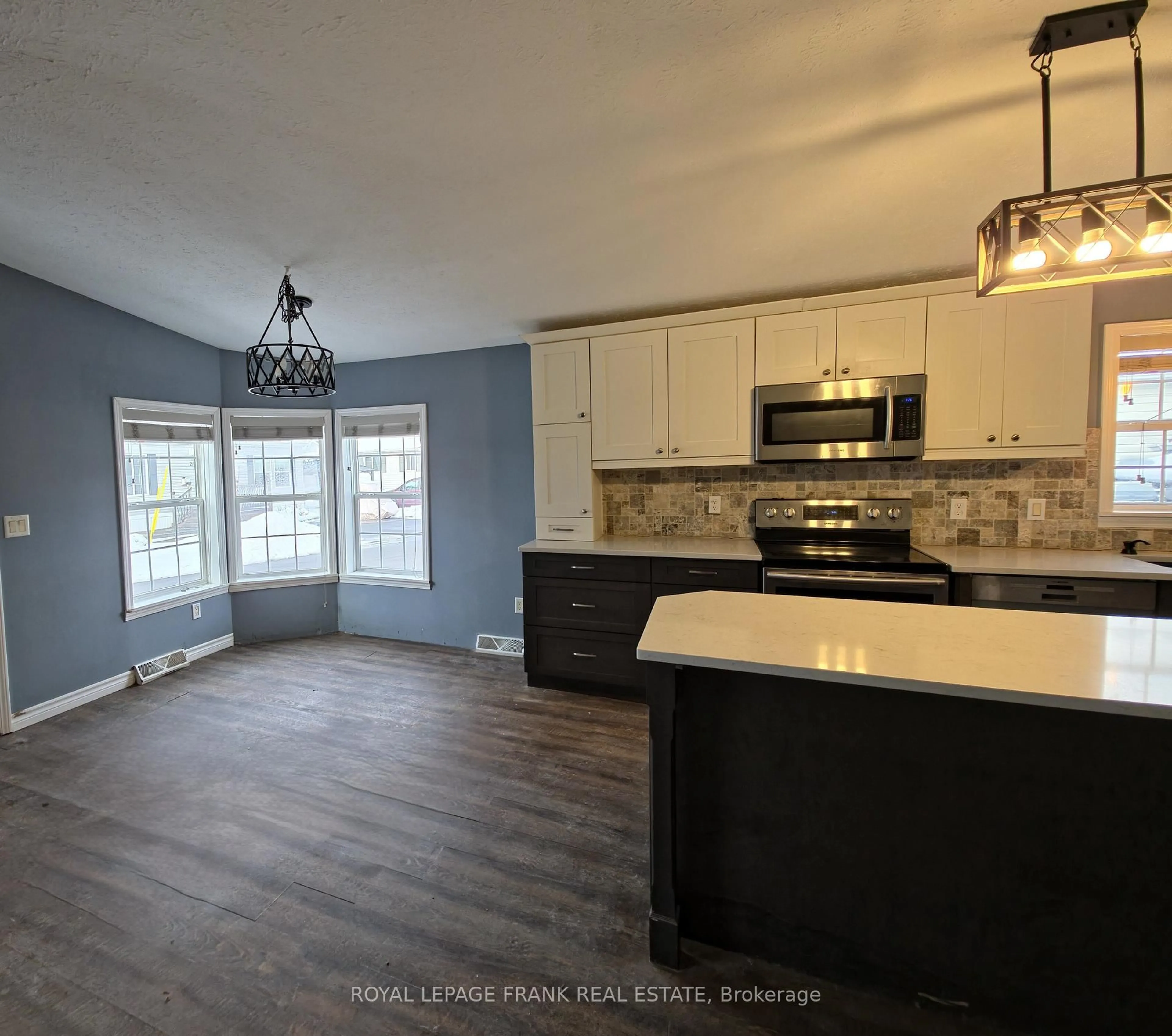 Open concept kitchen, unknown for 20 ELM ST PVT St, Puslinch Ontario N0B 2J0