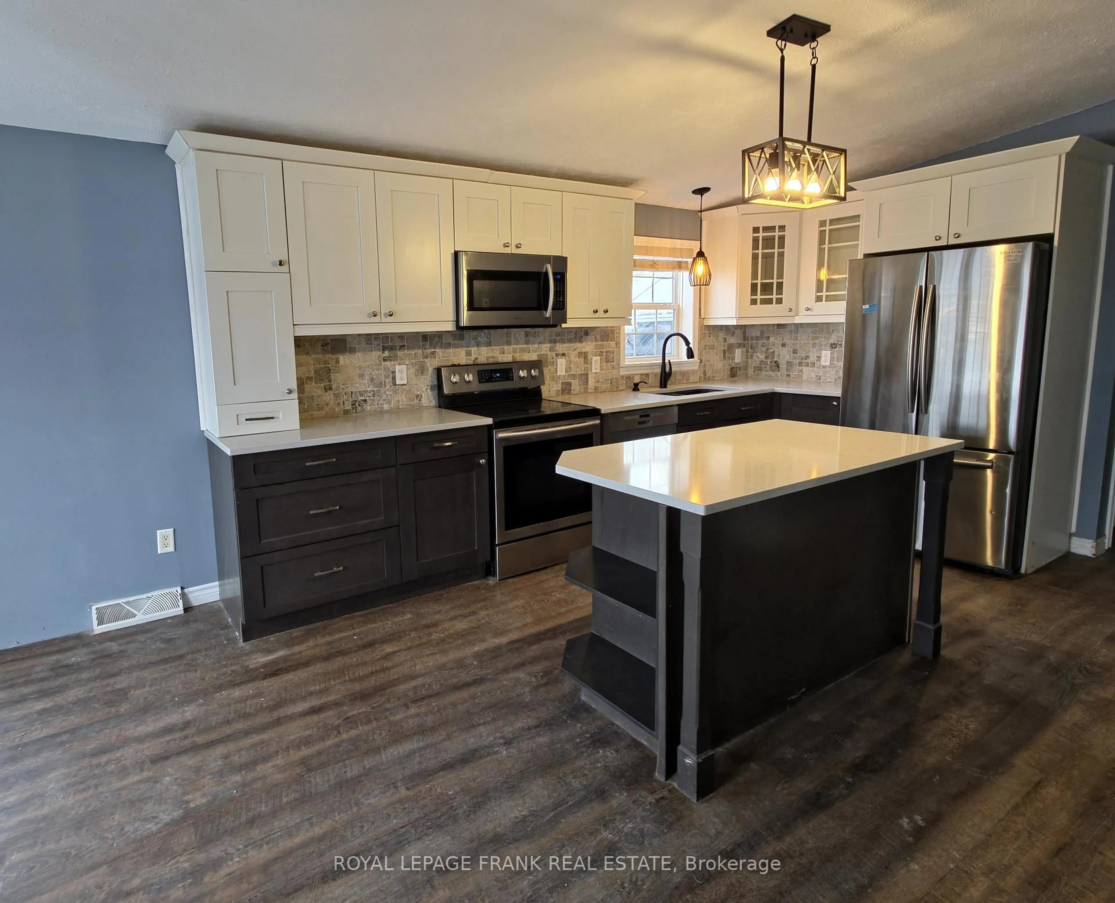 Open concept kitchen, unknown for 20 ELM ST PVT St, Puslinch Ontario N0B 2J0