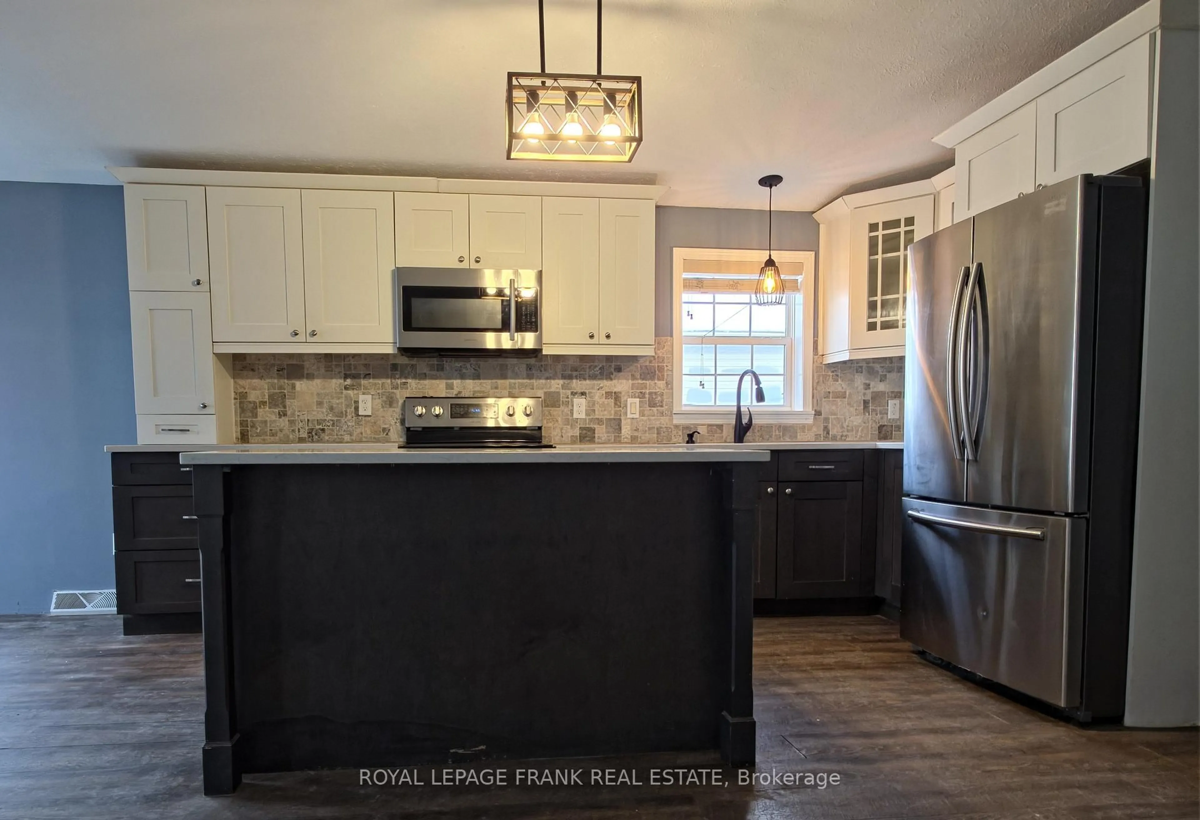 Open concept kitchen, unknown for 20 ELM ST PVT St, Puslinch Ontario N0B 2J0