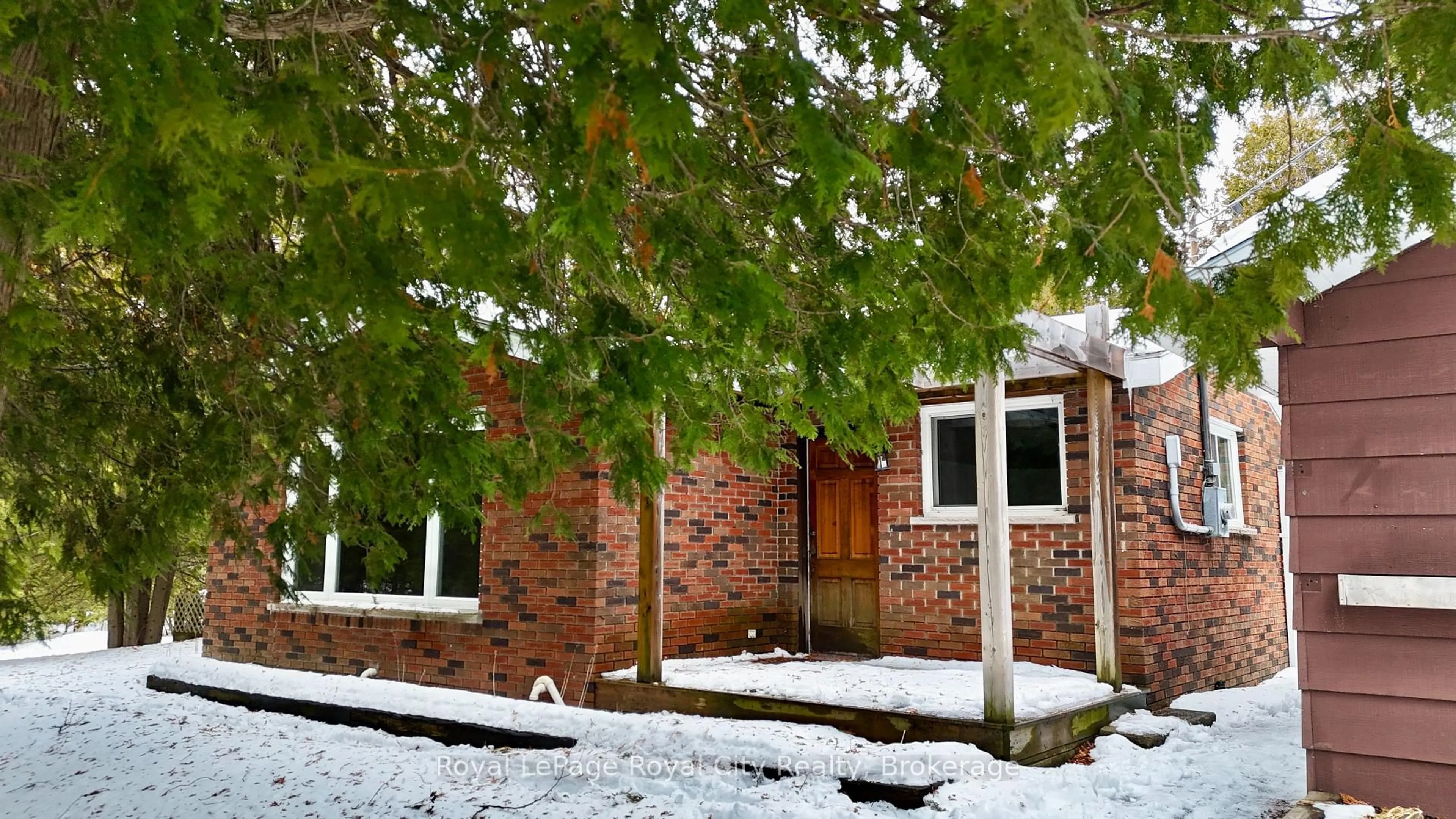 Home with brick exterior material, street for 4616 6 Highway, Northern Bruce Peninsula Ontario N0H 1Z0