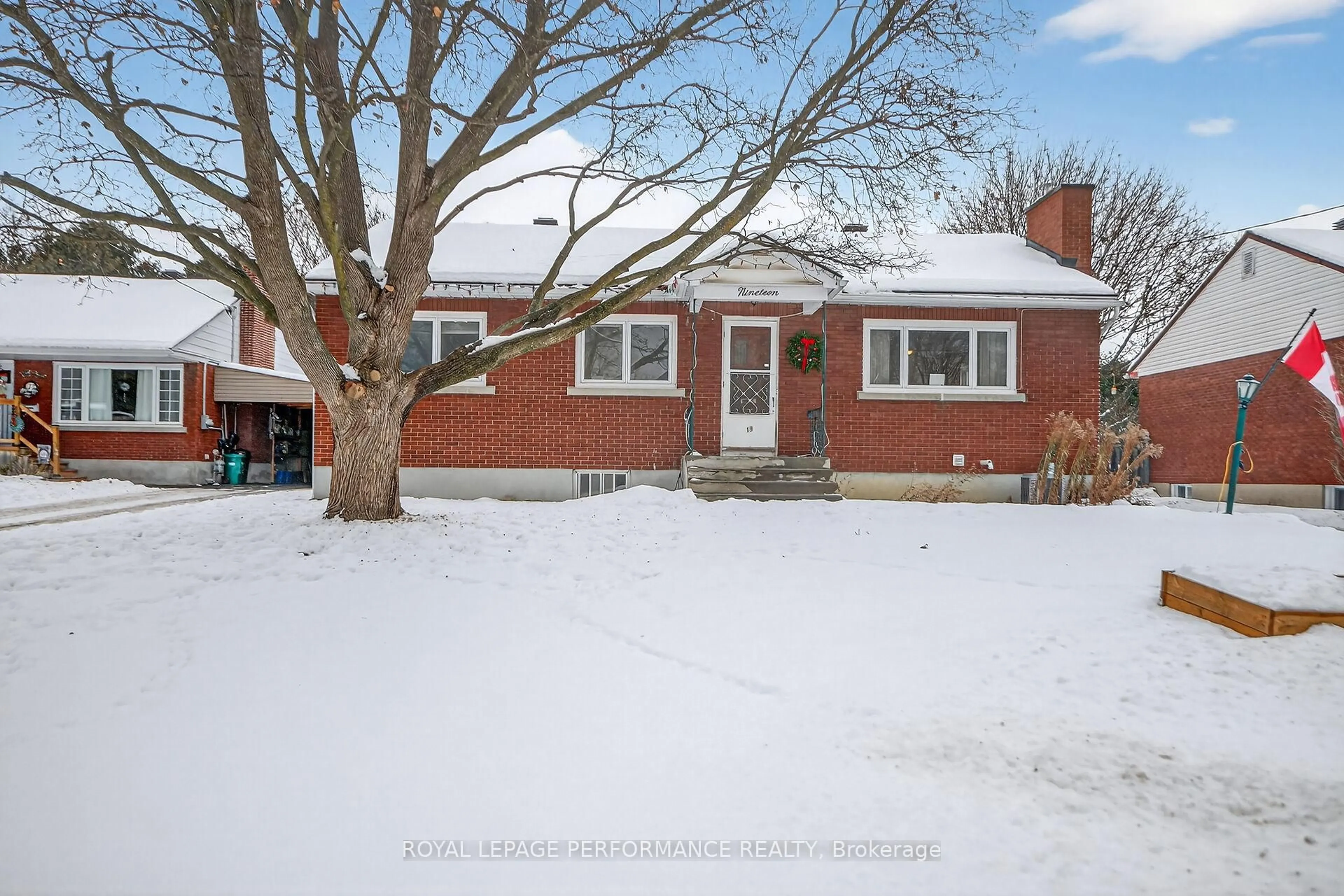 Unknown for 19 Mowat St, Ottawa Ontario K1J 6R1