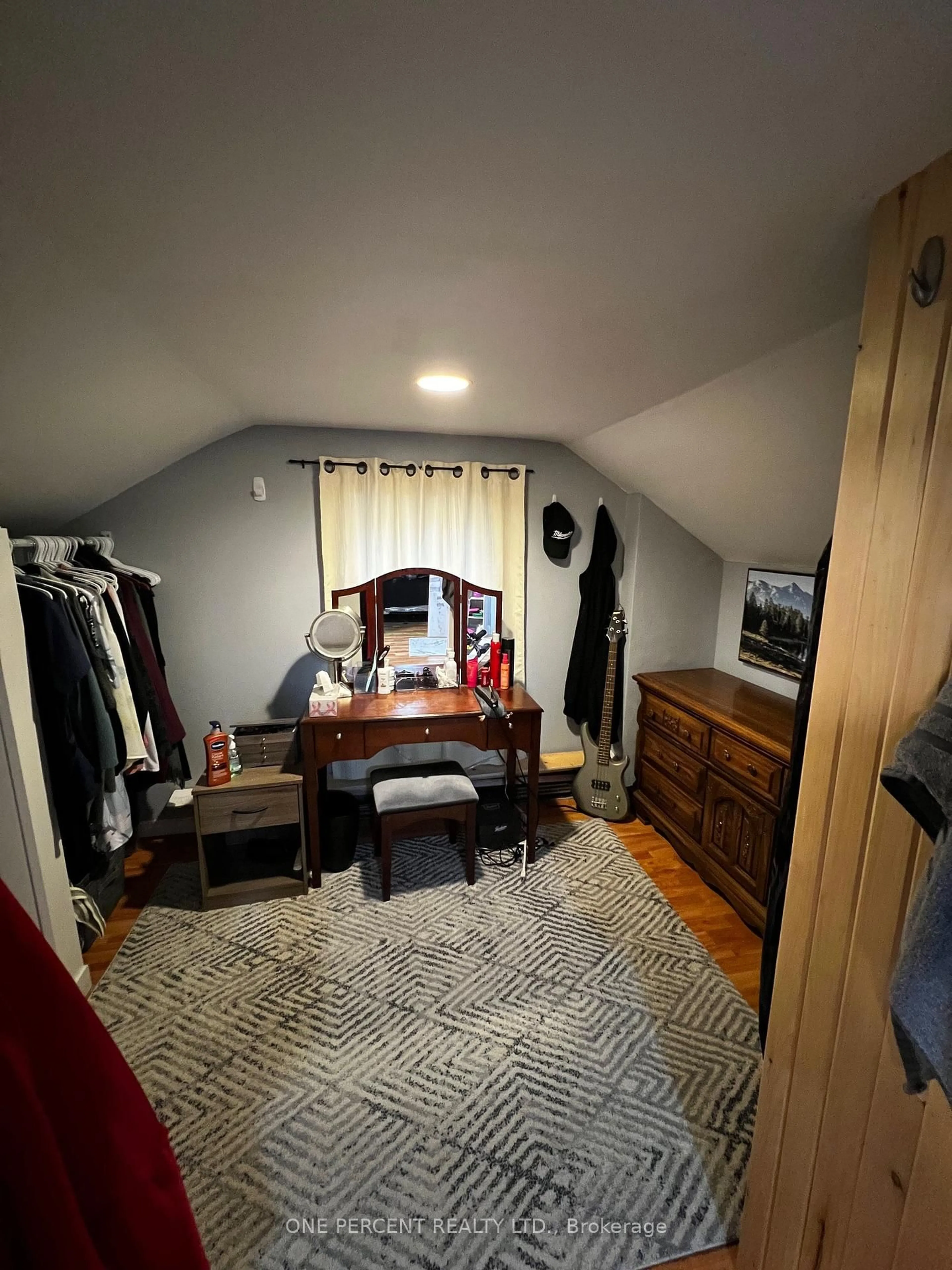 A pic of a room for 341 Antwerp Ave, Greater Sudbury Ontario P3C 4M8