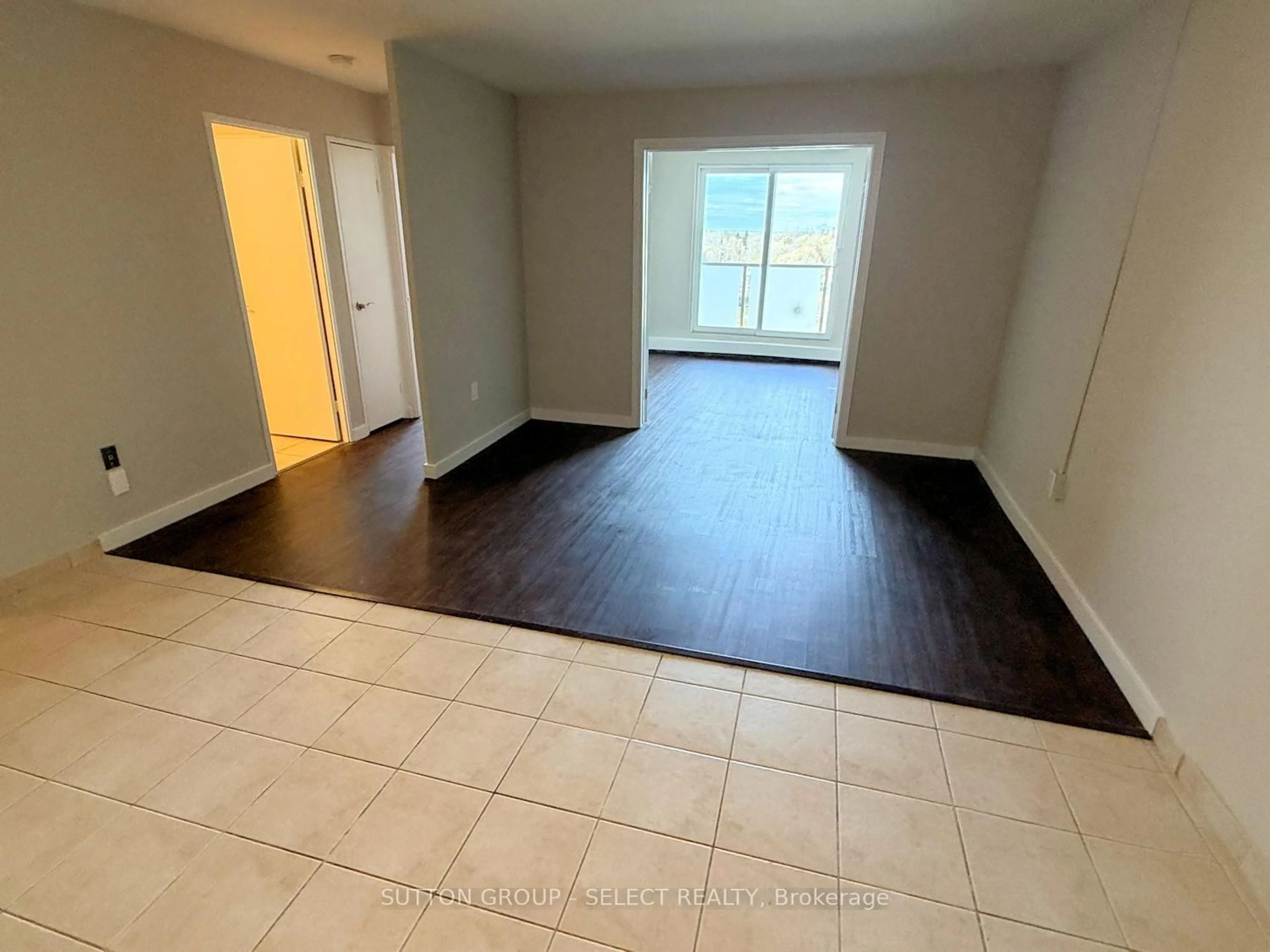 A pic of a room for 573 Mornington Ave #1009, London East Ontario N5Y 4T9