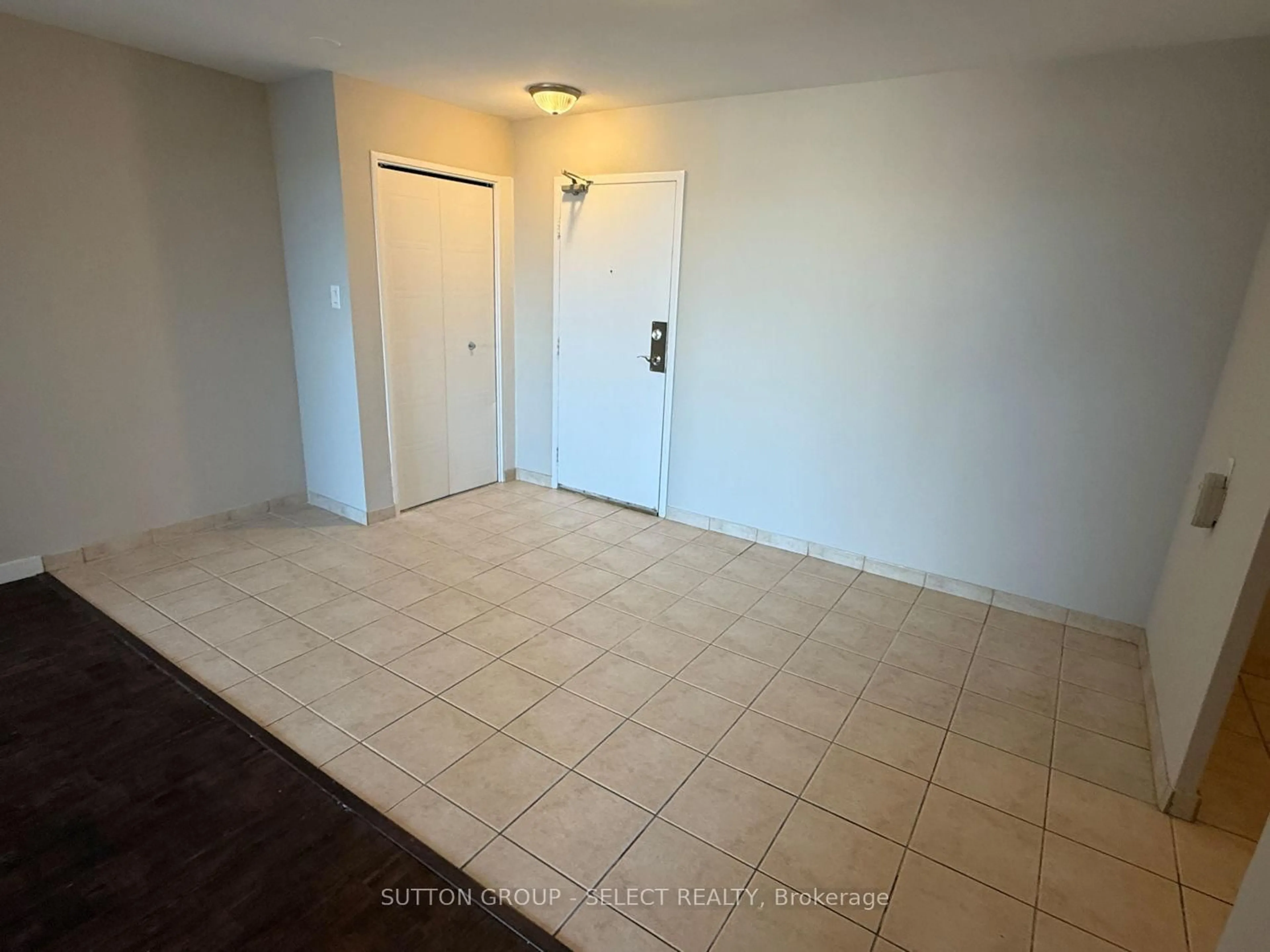 A pic of a room for 573 Mornington Ave #1009, London East Ontario N5Y 4T9