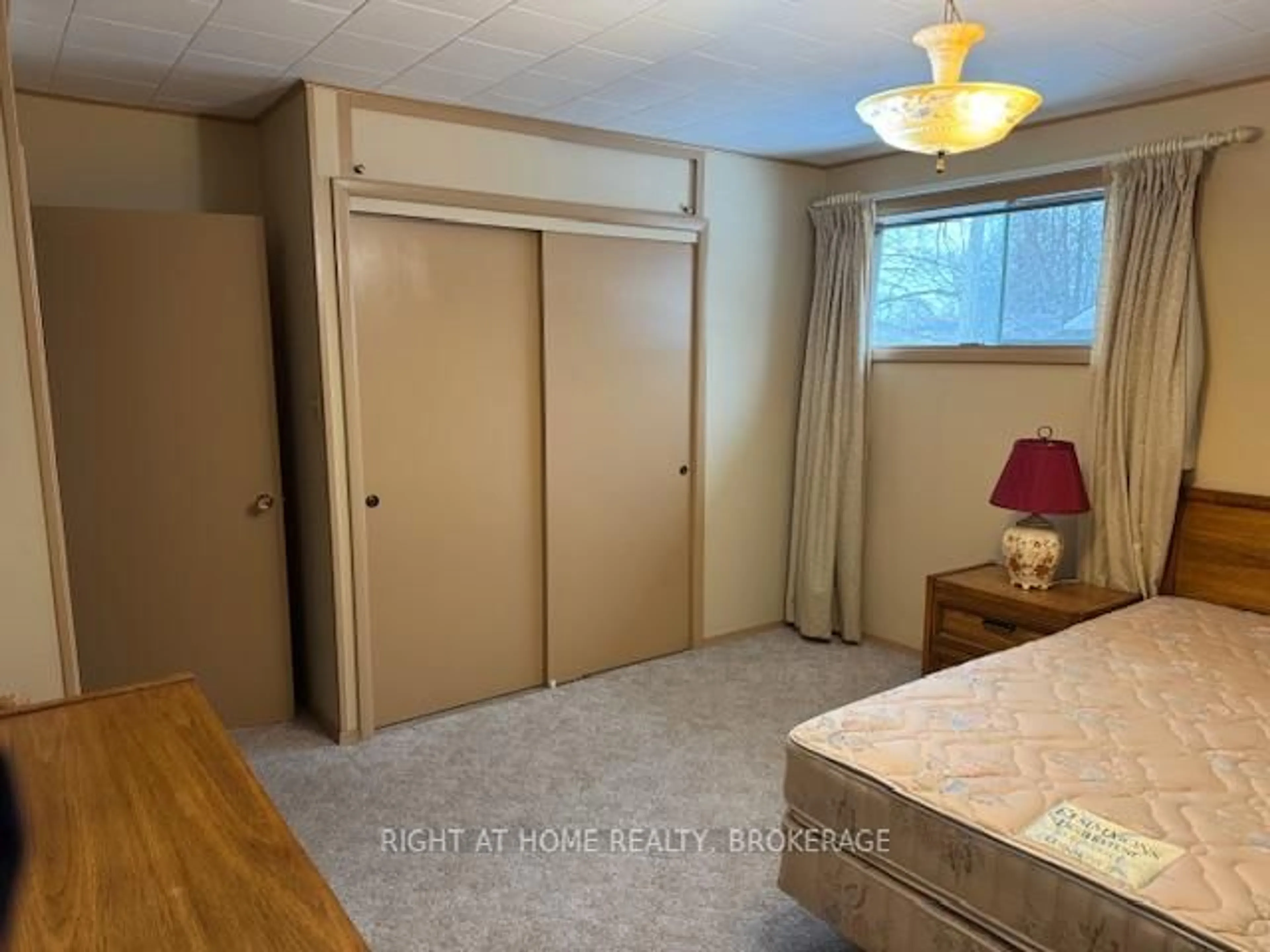 A pic of a room for 3906 Alexandra Rd, Fort Erie Ontario L0S 1B0