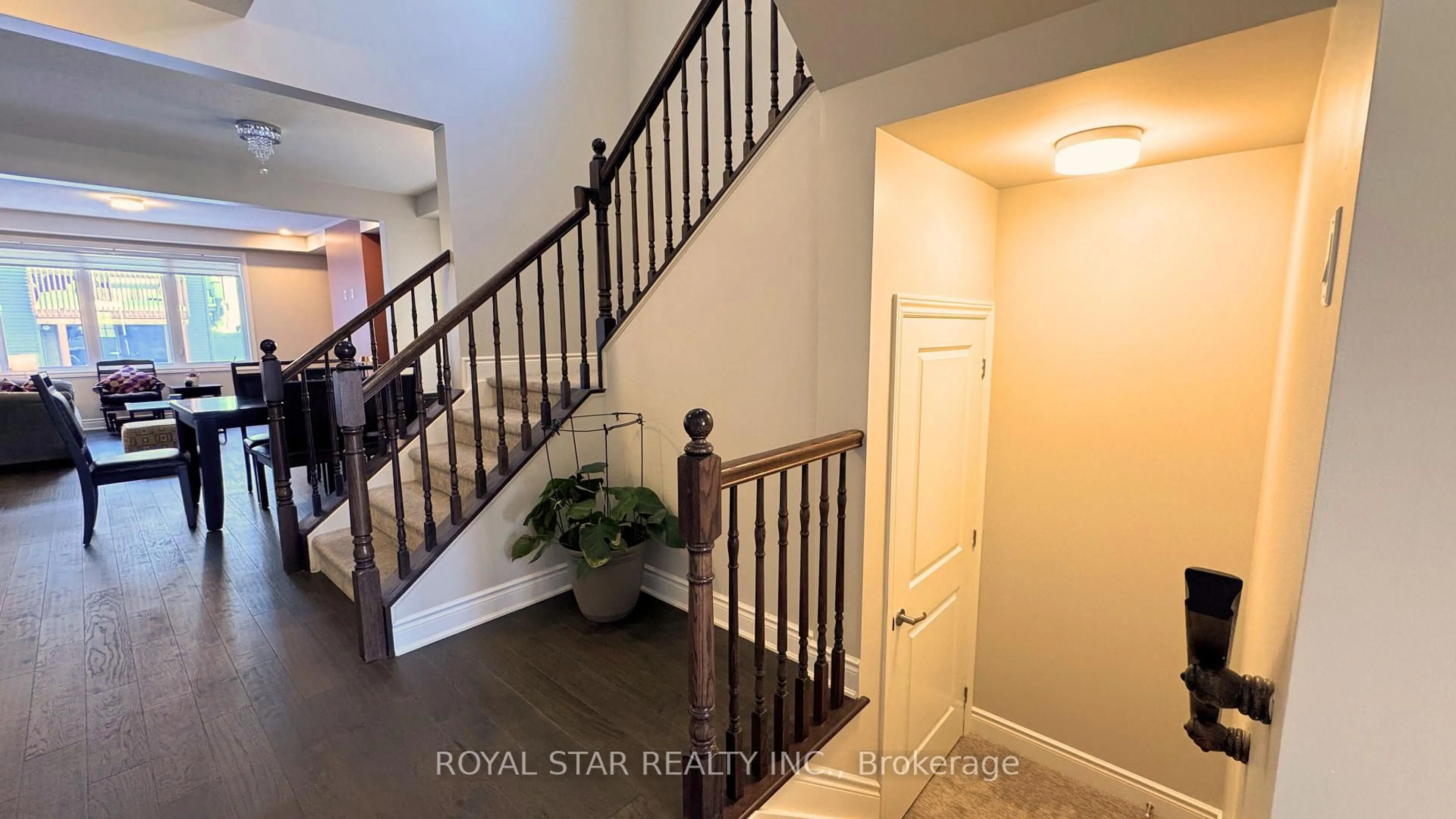 Unknown for 25 Racemose St, Ottawa Ontario K2J 6Z8