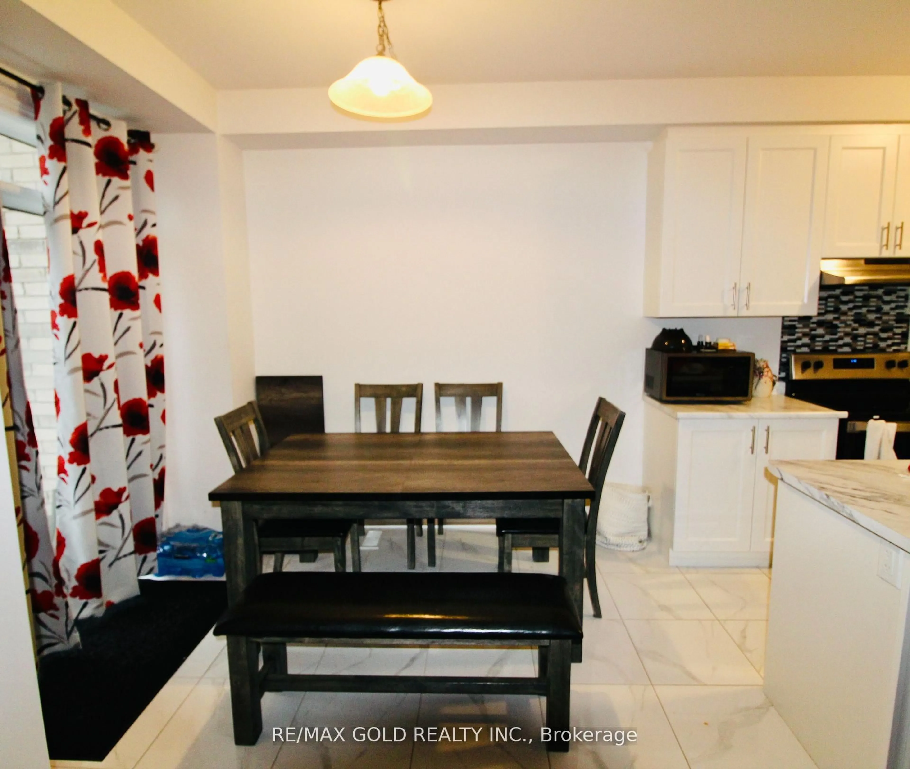 Dining room, unknown for 166 Deerpath Dr #52, Guelph Ontario N1K 0E2