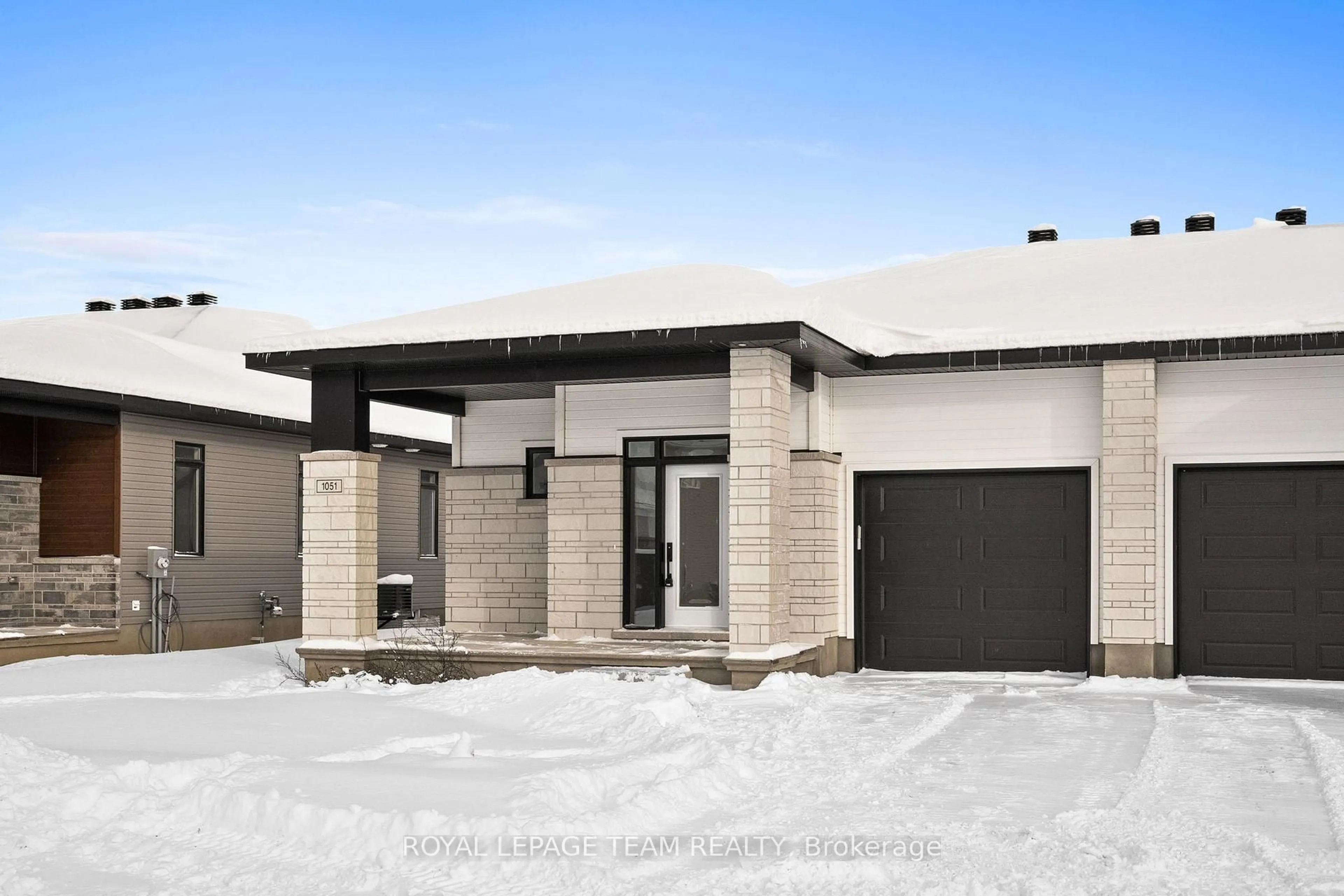 Home with brick exterior material, street for 1051 Moore St, Brockville Ontario K6V 0H1