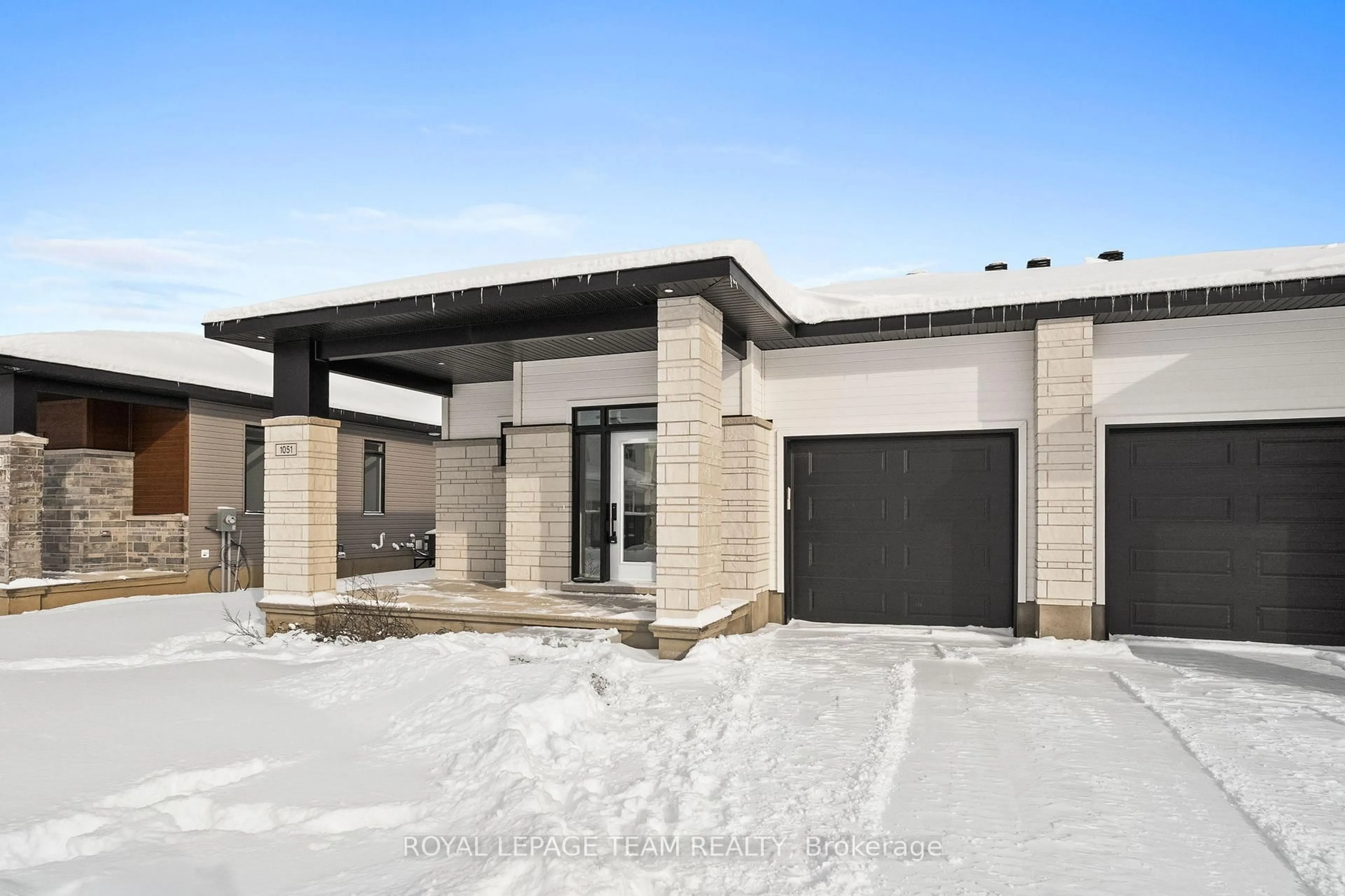 Home with brick exterior material, street for 1051 Moore St, Brockville Ontario K6V 0H1