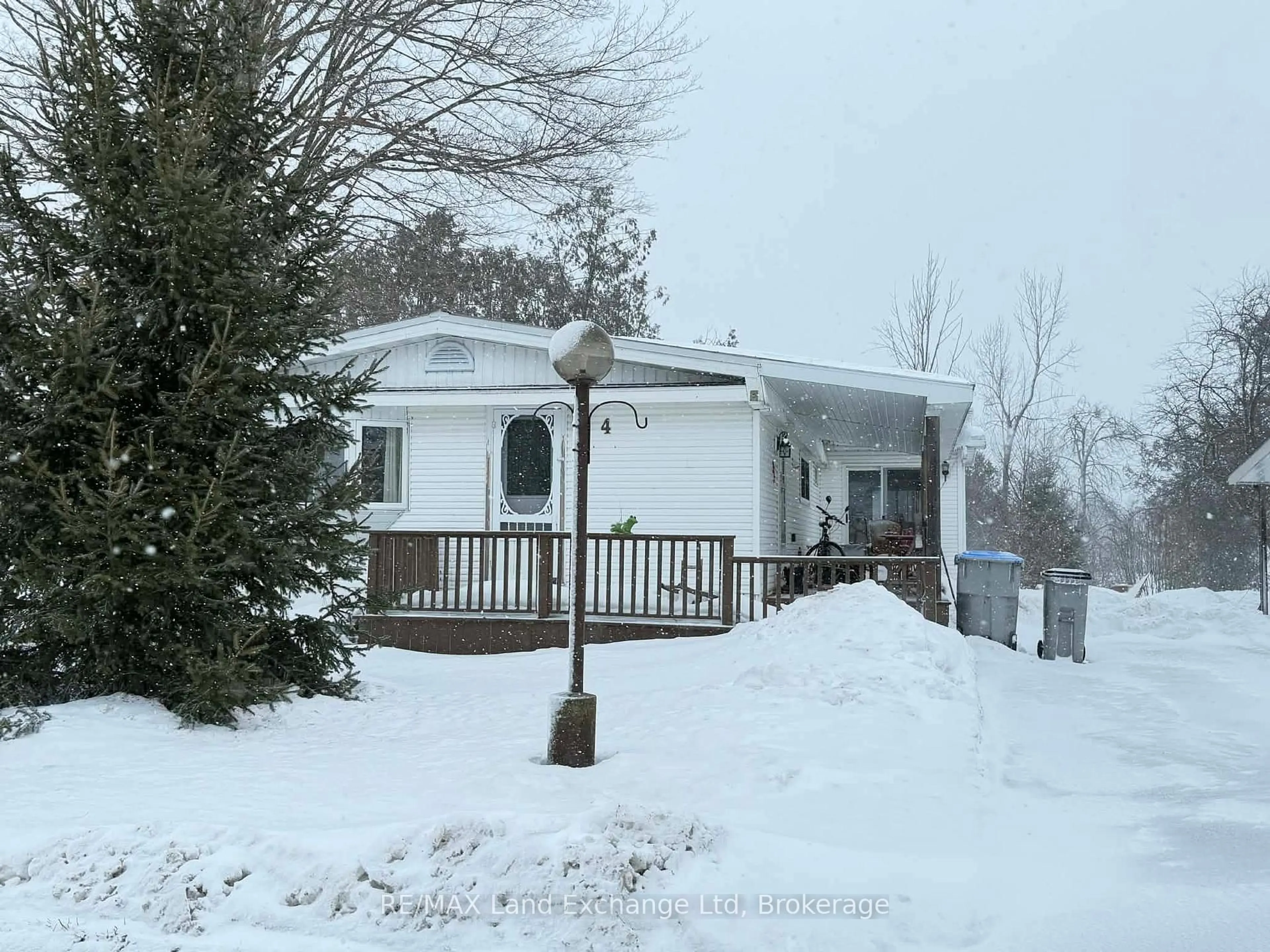 Unknown for 4 Riverside Dr, Morris Turnberry Ontario N0G 2W0