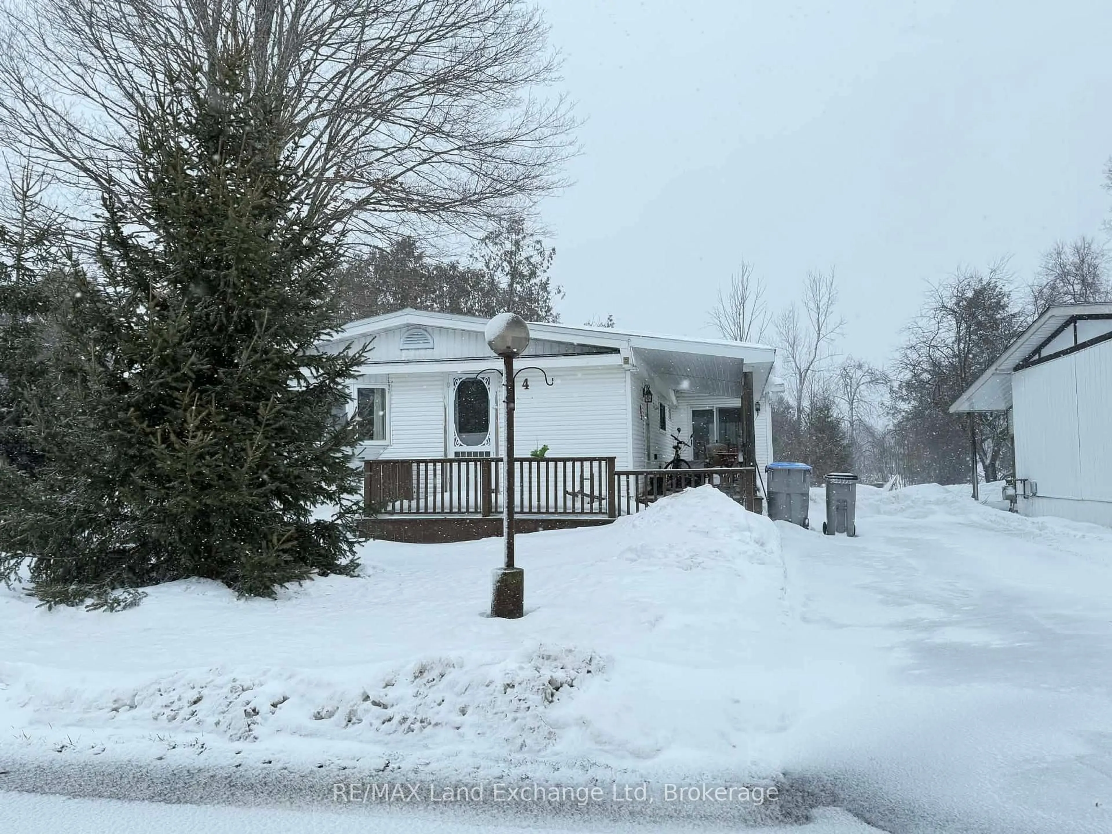 Unknown for 4 Riverside Dr, Morris Turnberry Ontario N0G 2W0