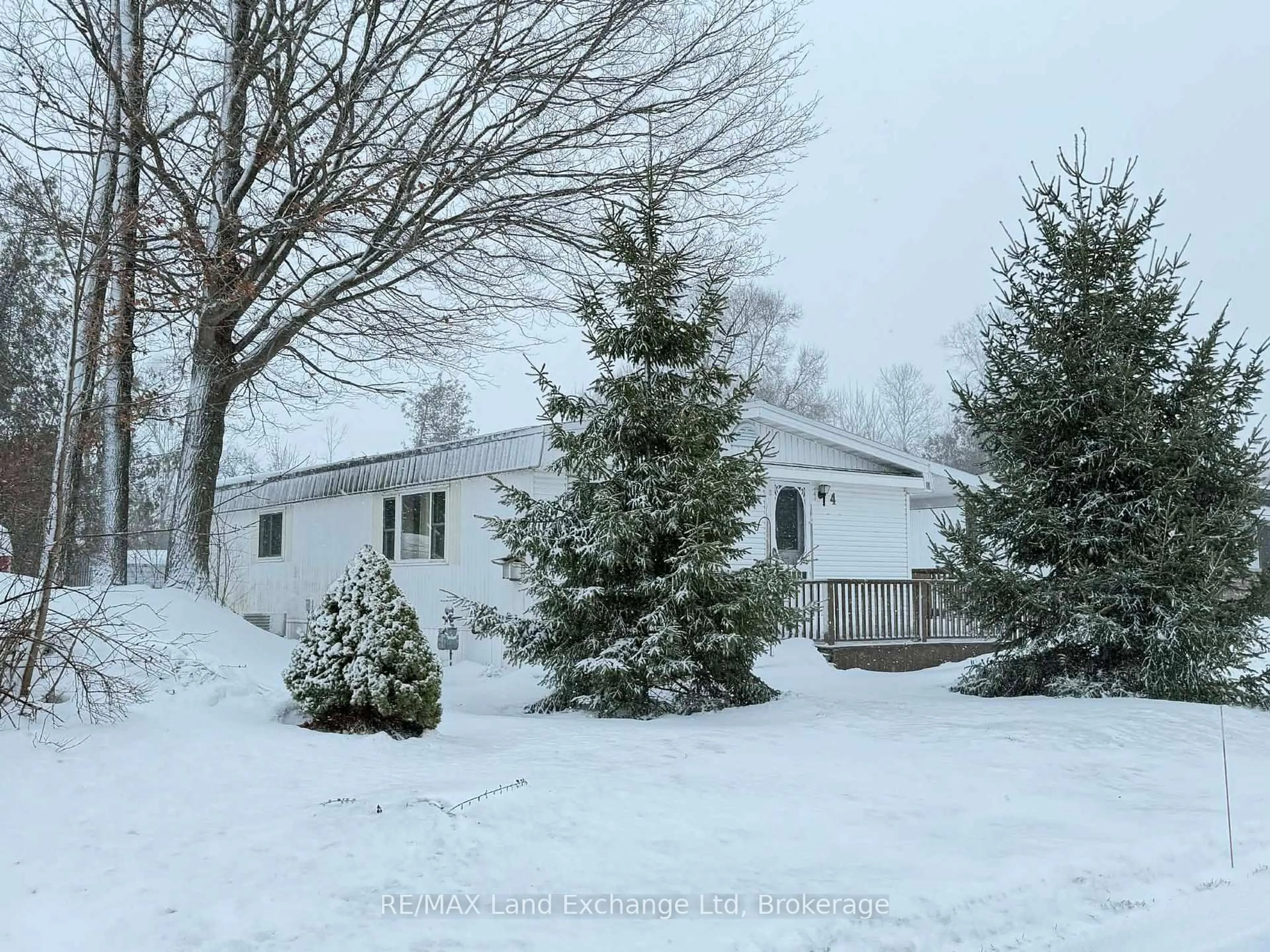 Unknown for 4 Riverside Dr, Morris Turnberry Ontario N0G 2W0