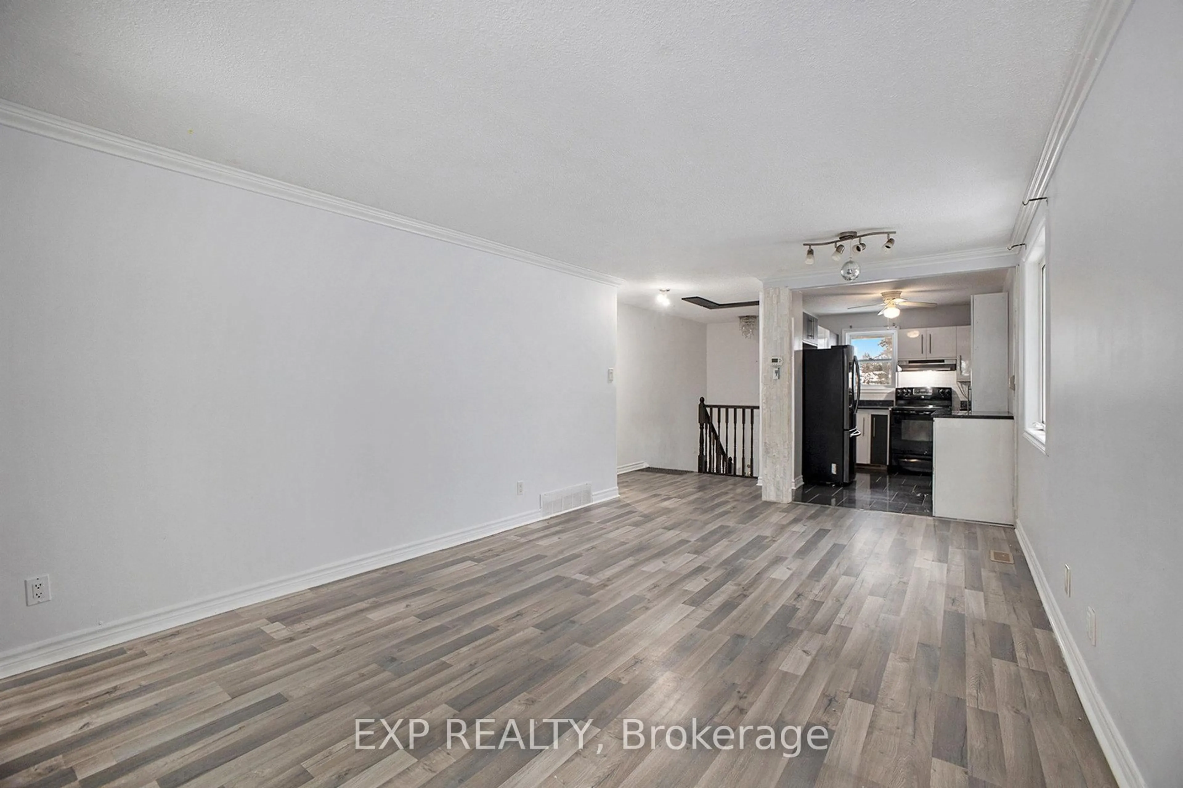 A pic of a room for 159 Castlefrank Rd, Kanata Ontario K2L 1T3