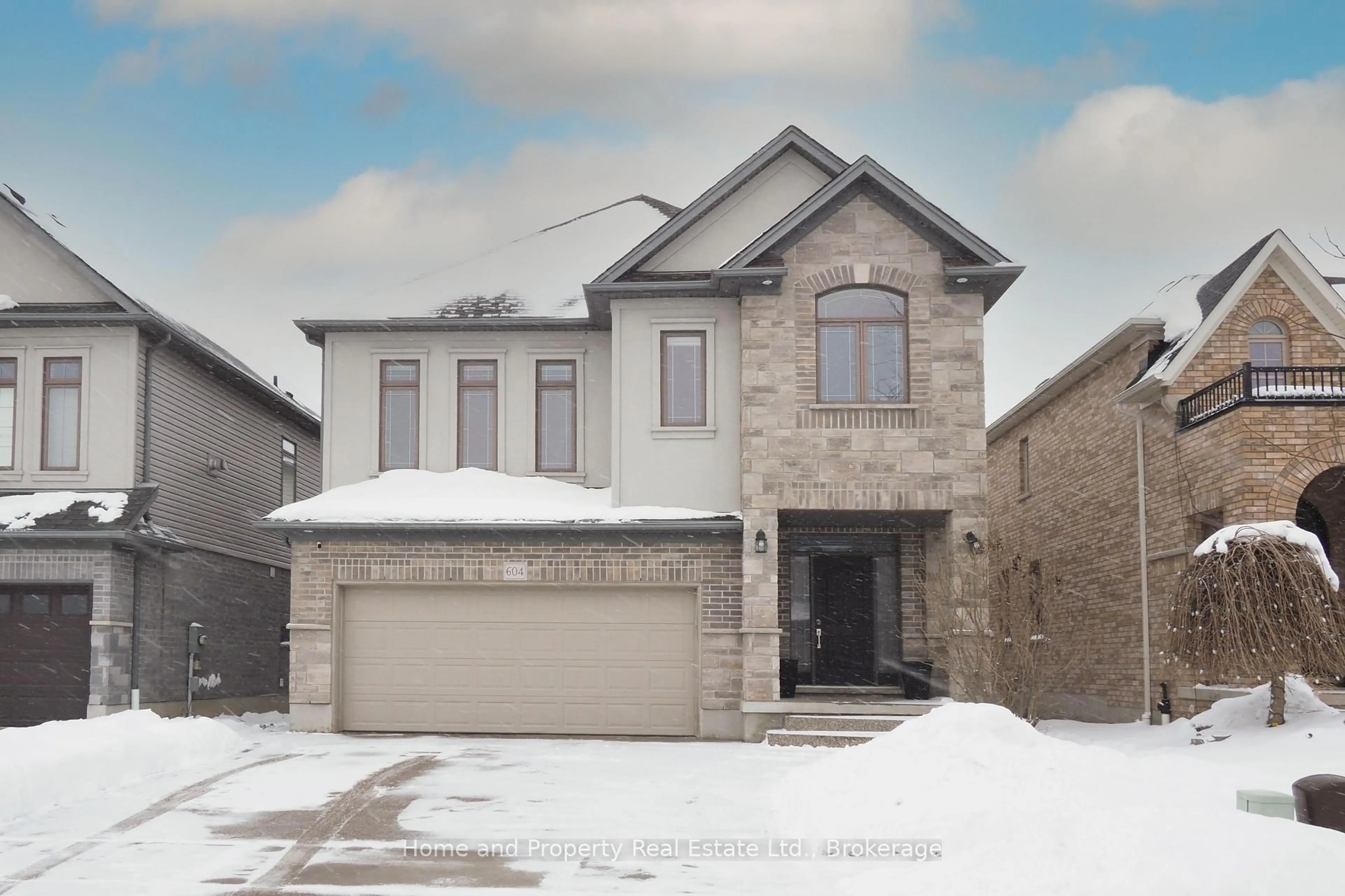 Home with brick exterior material, street for 604 Pinery Tr, Waterloo Ontario N2V 2Y6