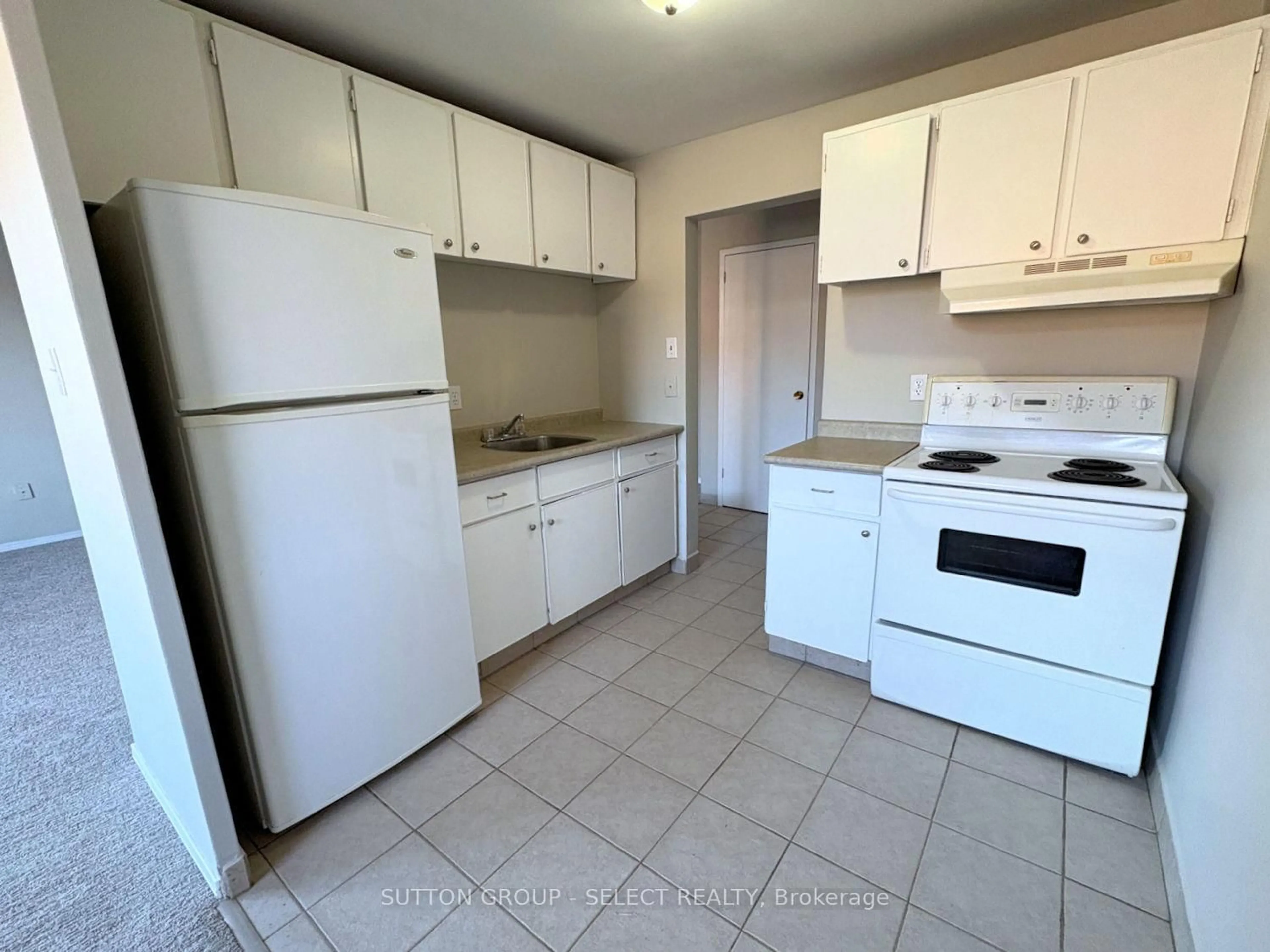 Standard kitchen, unknown for 79 Baldoon Rd #6, Chatham-Kent Ontario N7L 1E2