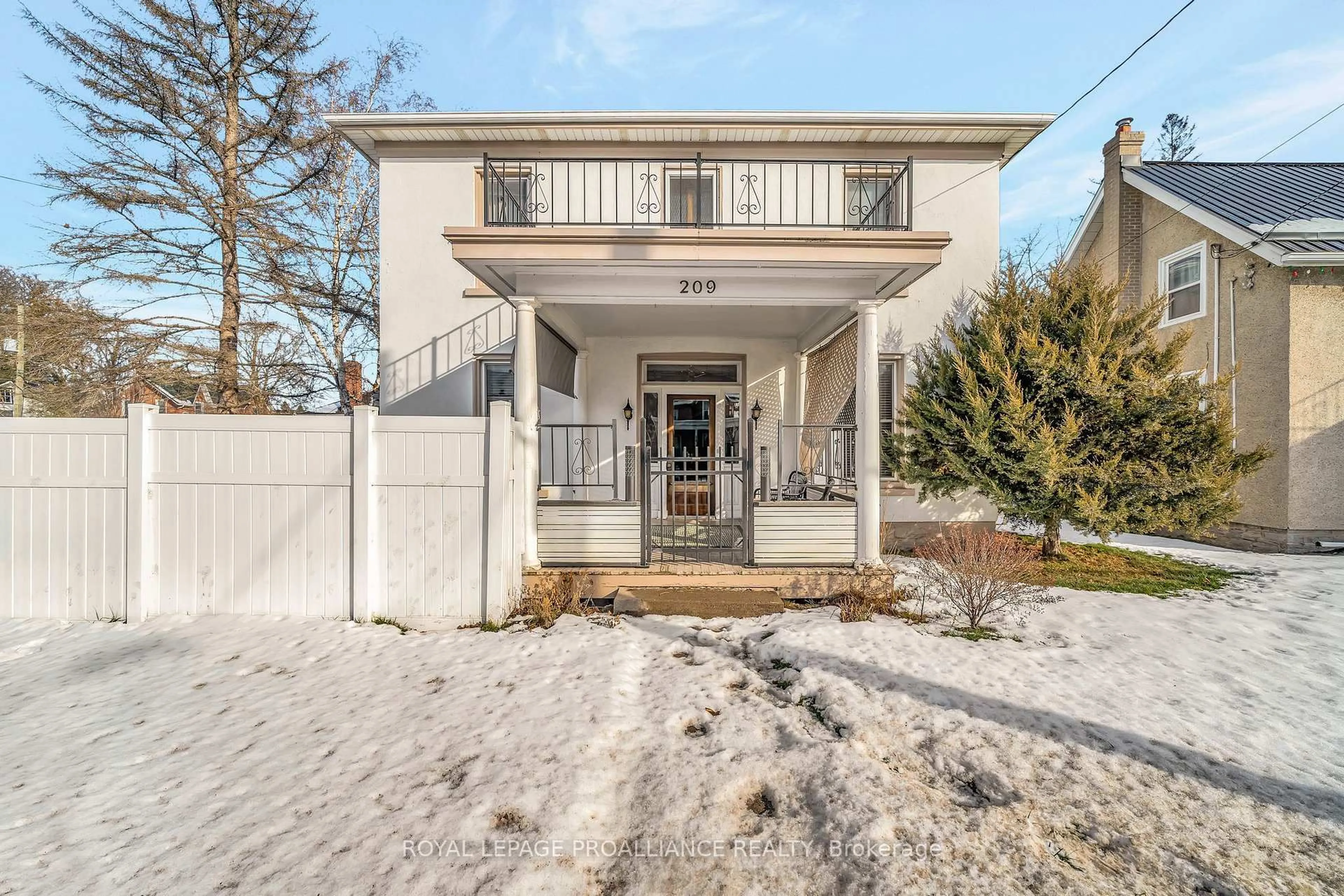 Unknown for 209 Centre St, Greater Napanee Ontario K7R 1N7