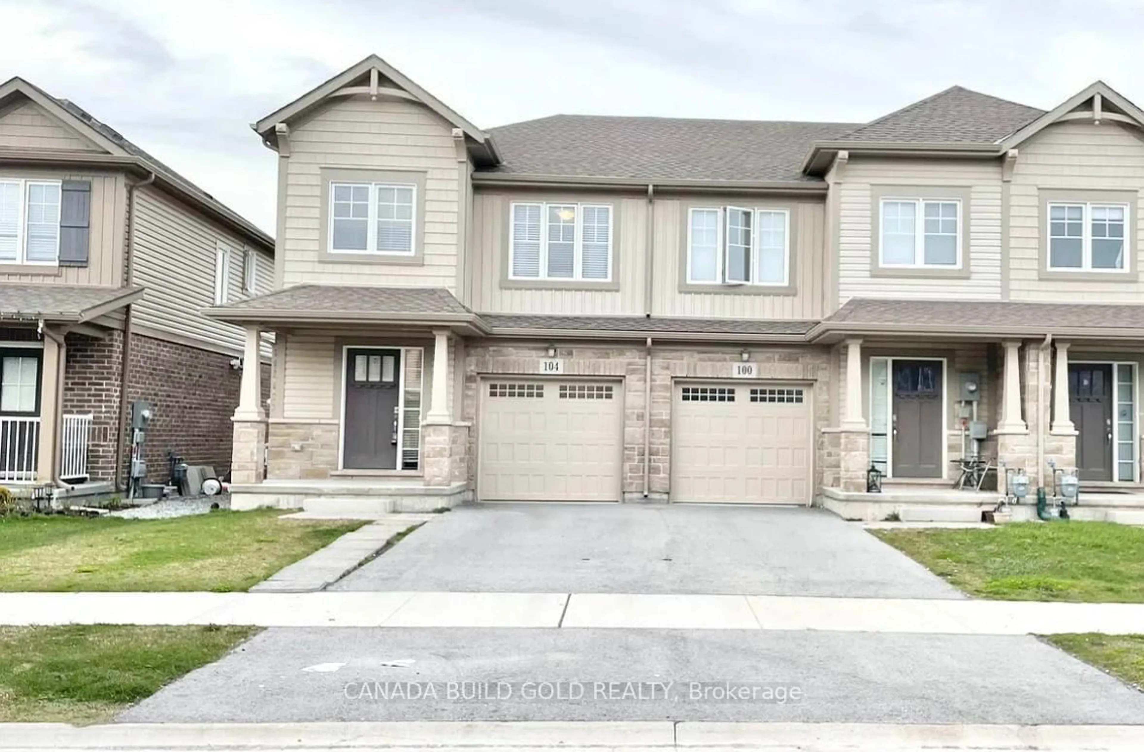 Unknown for 104 Monarch St, Welland Ontario L3C 0G6