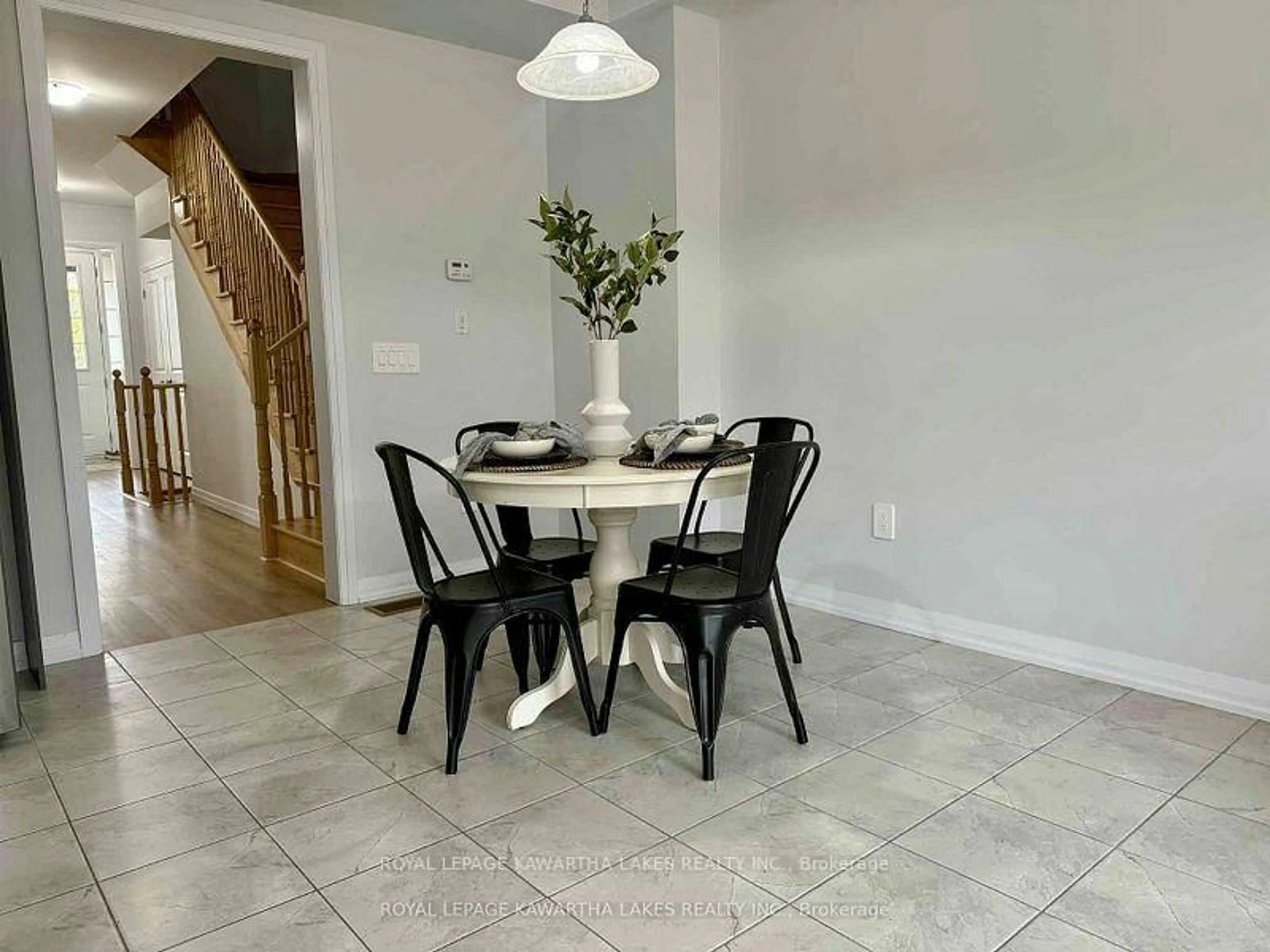 Dining room, ceramic/tile floor for 19 Keenan St, Kawartha Lakes Ontario K9V 6C2