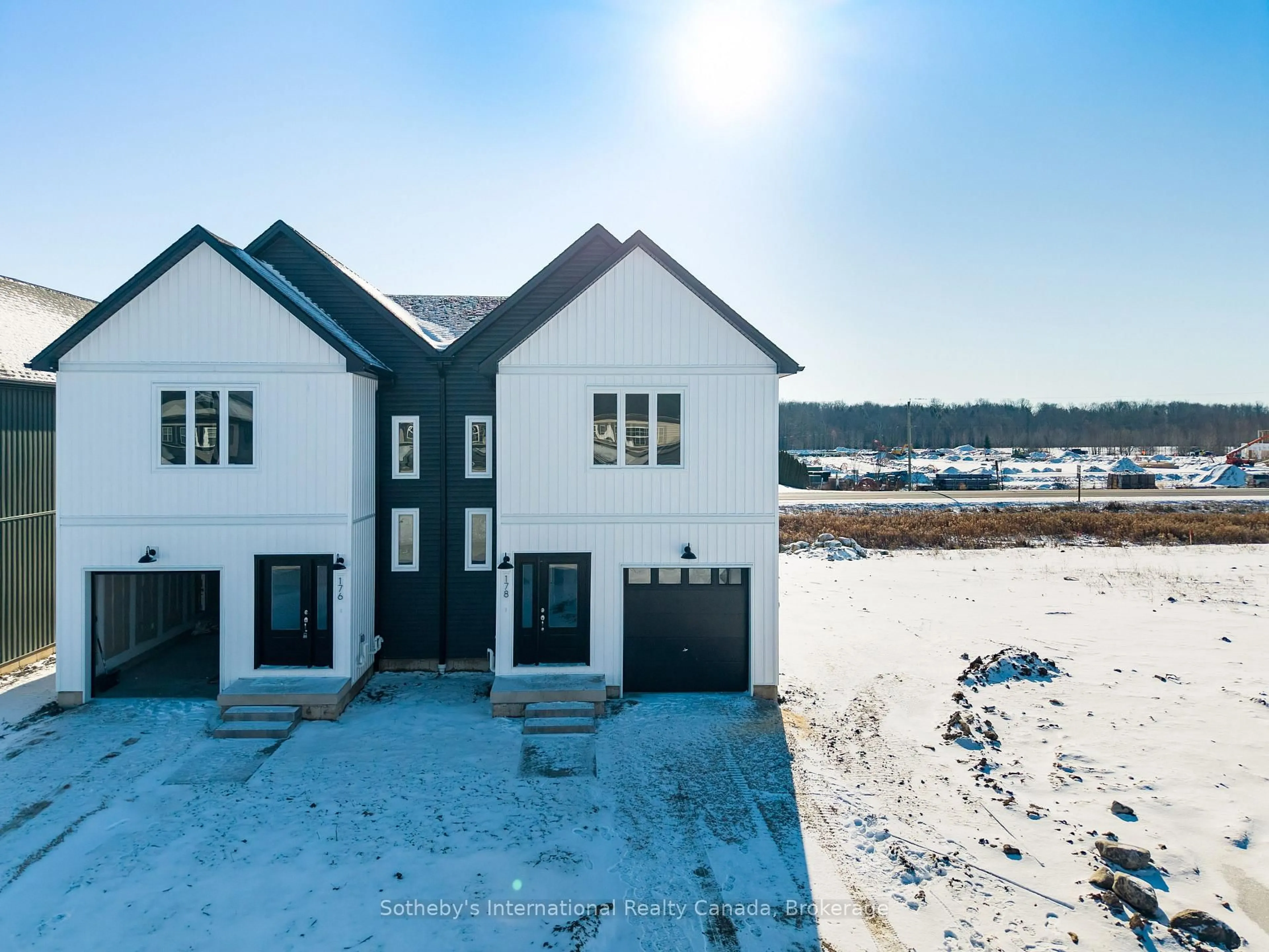 A pic from outside/outdoor area/front of a property/back of a property/a pic from drone, unknown for 178 Equality Dr, Meaford Ontario N4L 0B4