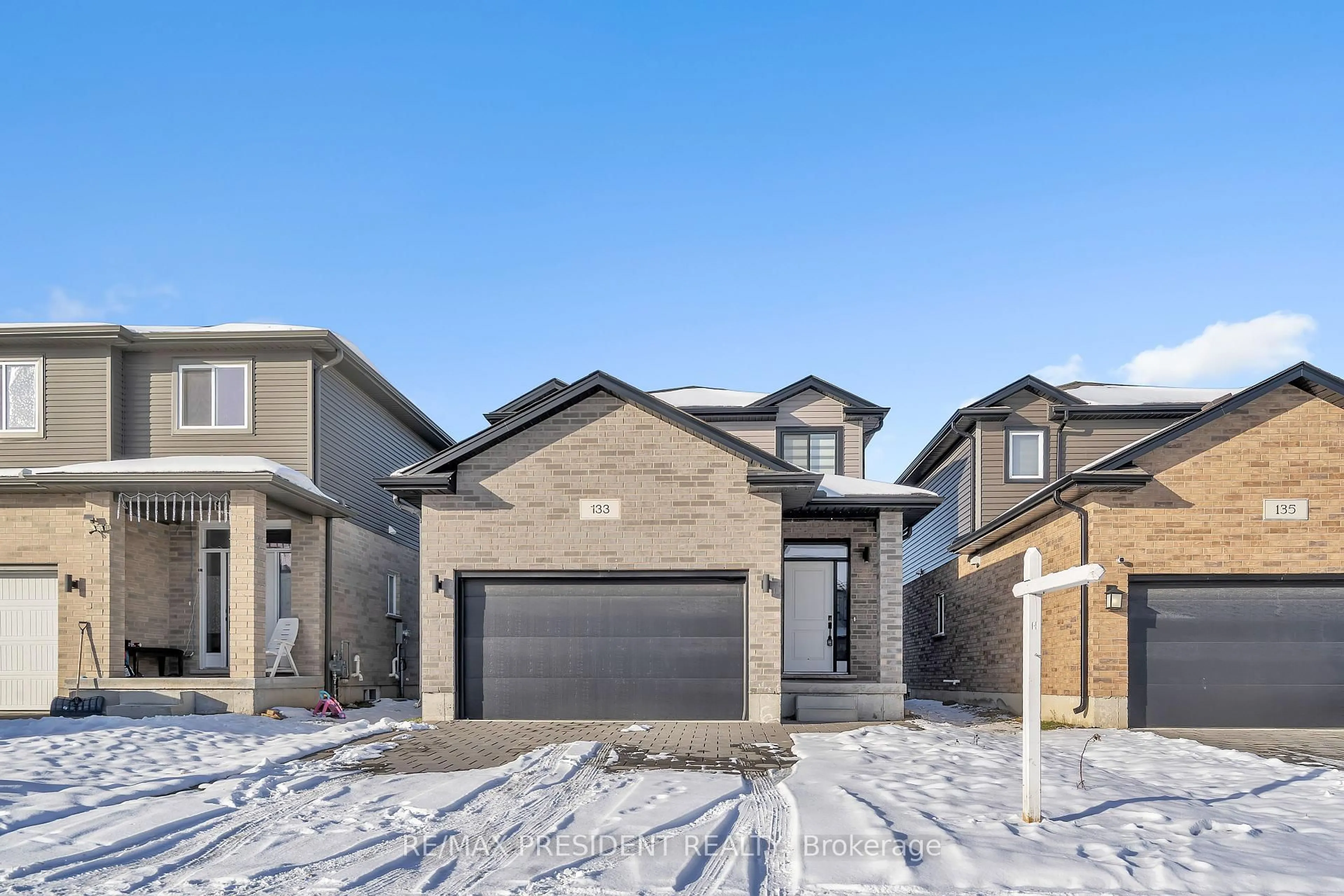 Unknown for 133 Marconi Crt, London East Ontario N5V 0C9