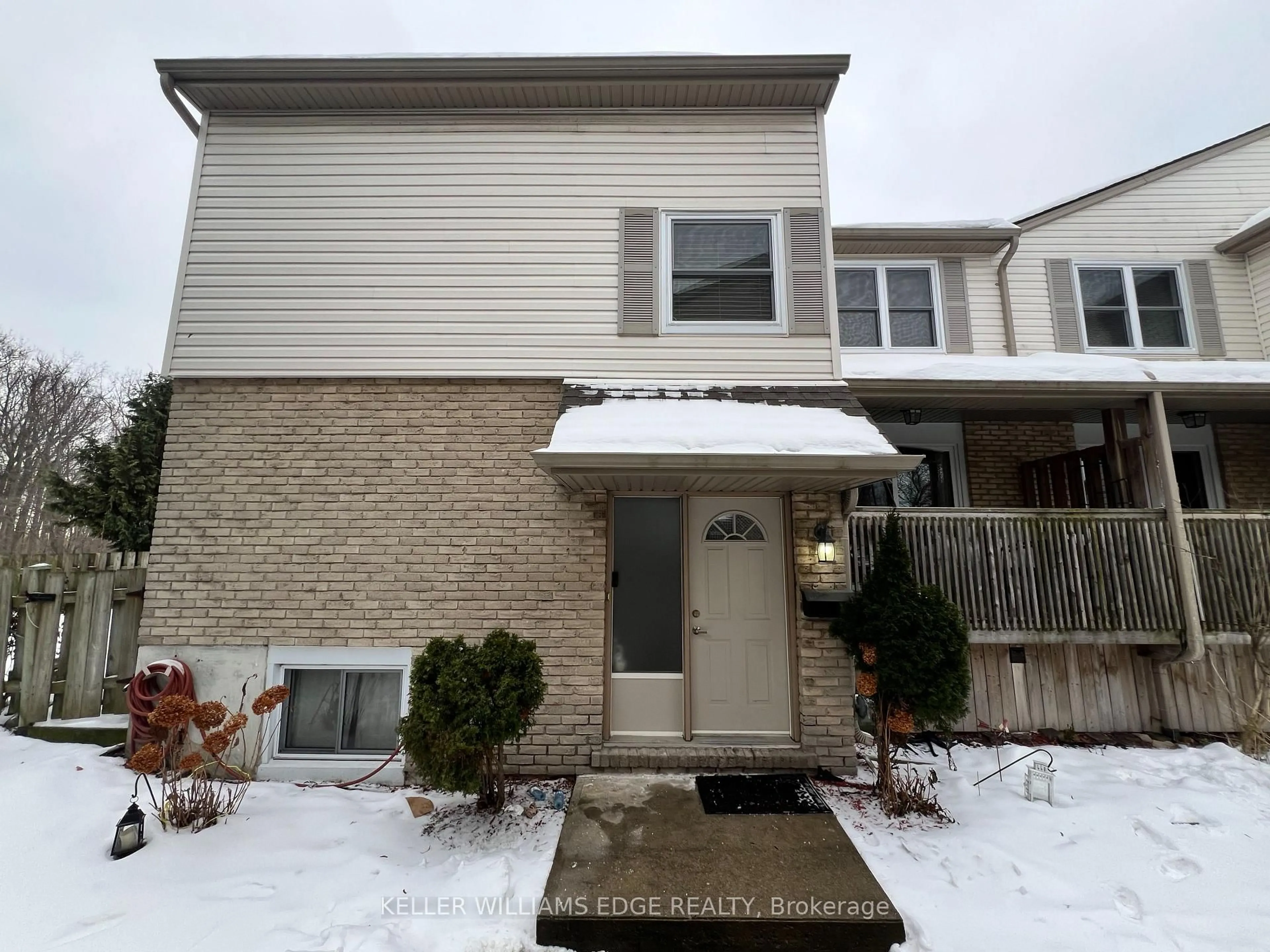 Unknown for 1300 Upper Ottawa St #44, Hamilton Ontario L8W 1M8
