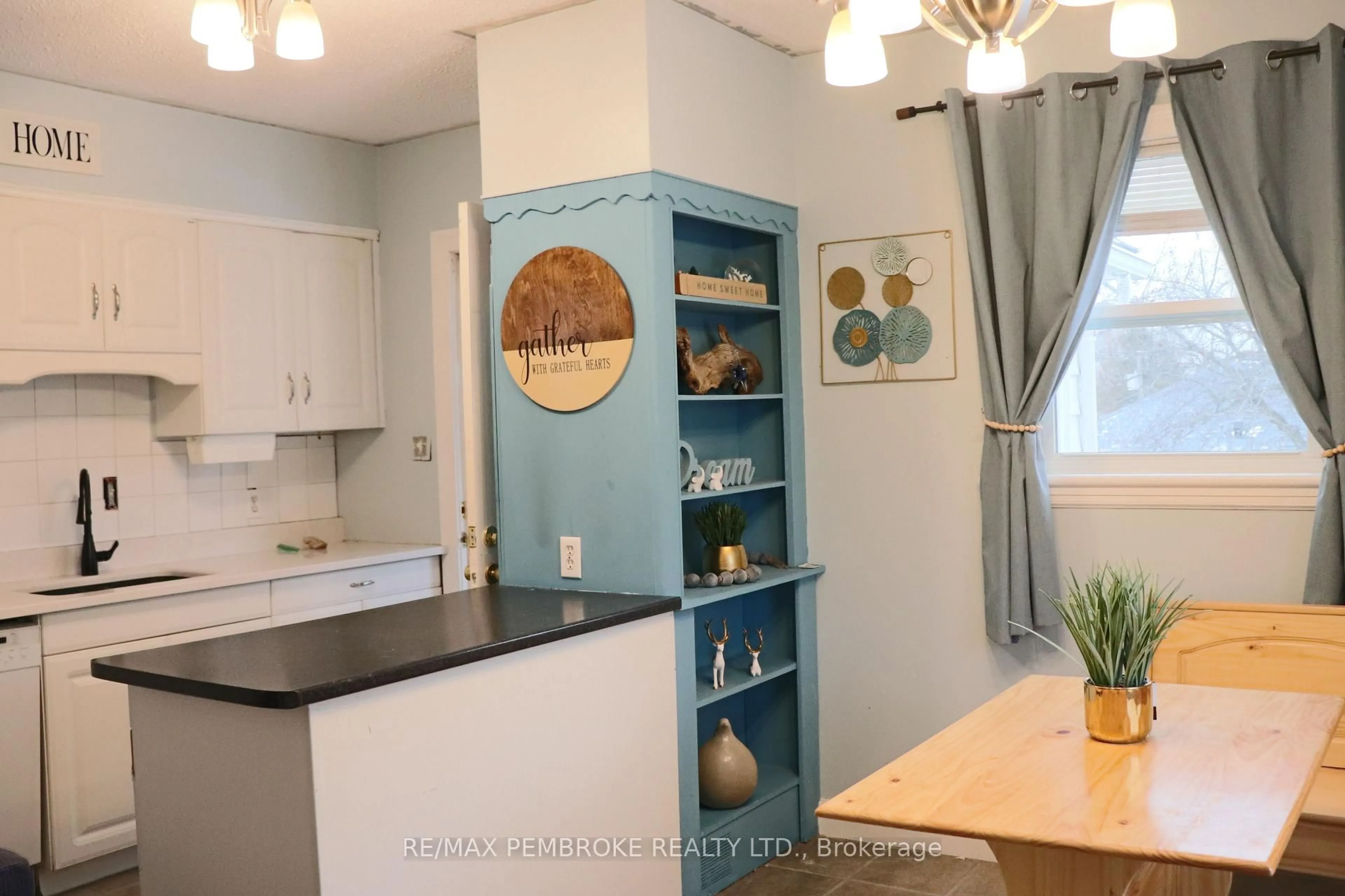 Open concept kitchen, unknown for 240 Dunlop St, Pembroke Ontario K8A 2P9