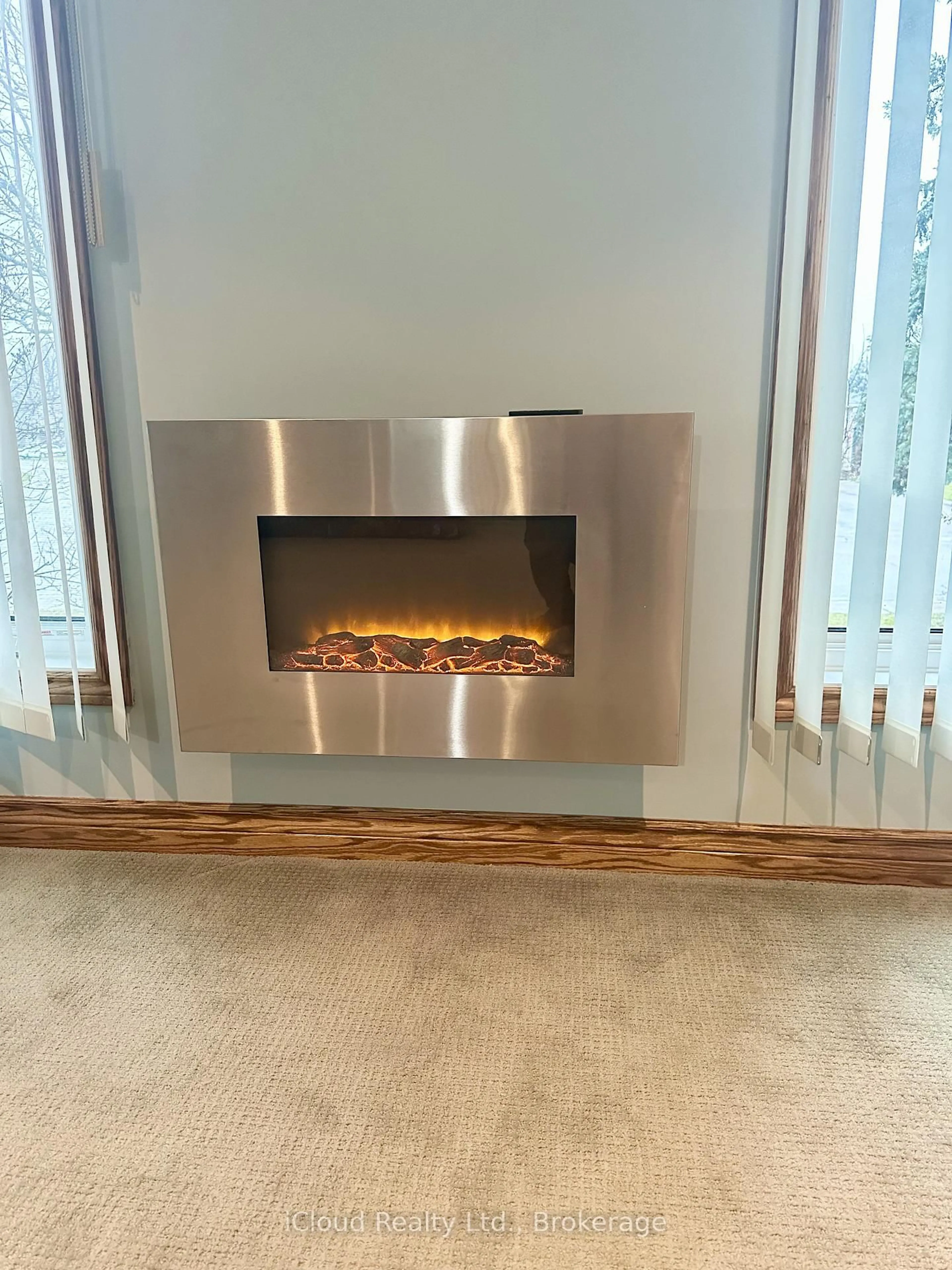 Unknown for 86 GLENDALE Dr, Tillsonburg Ontario N4G 1J7