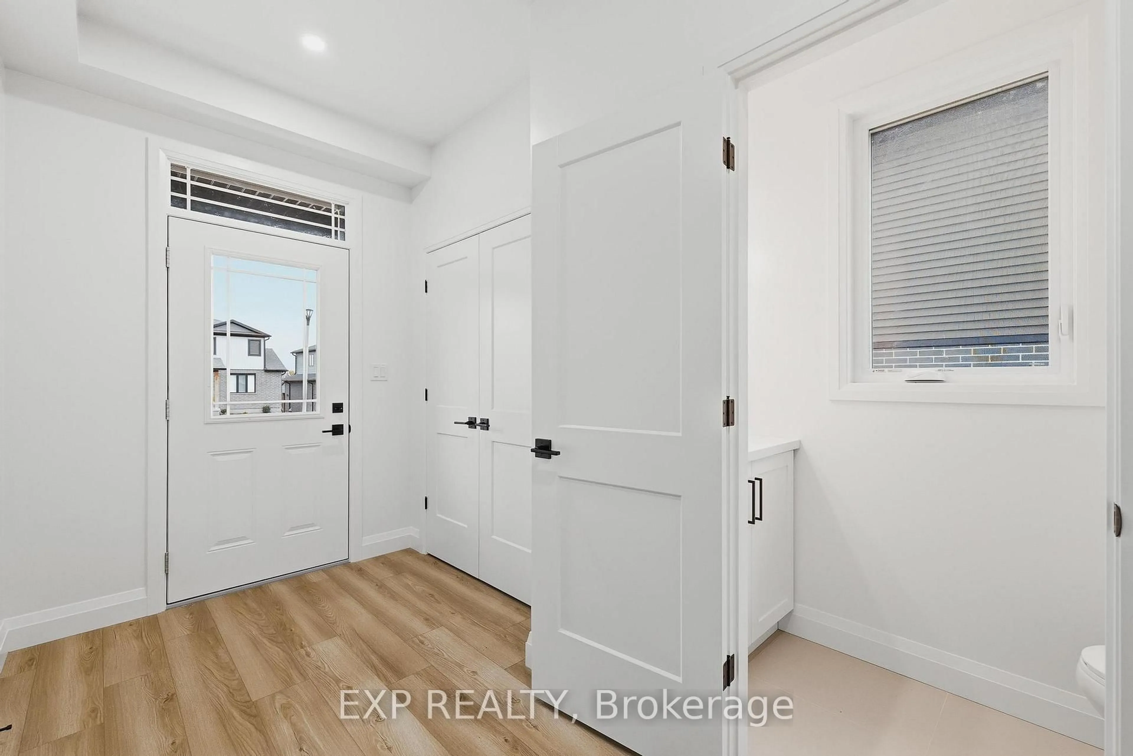 Indoor entryway for 135 Pugh St, Perth East Ontario N0K 1M0