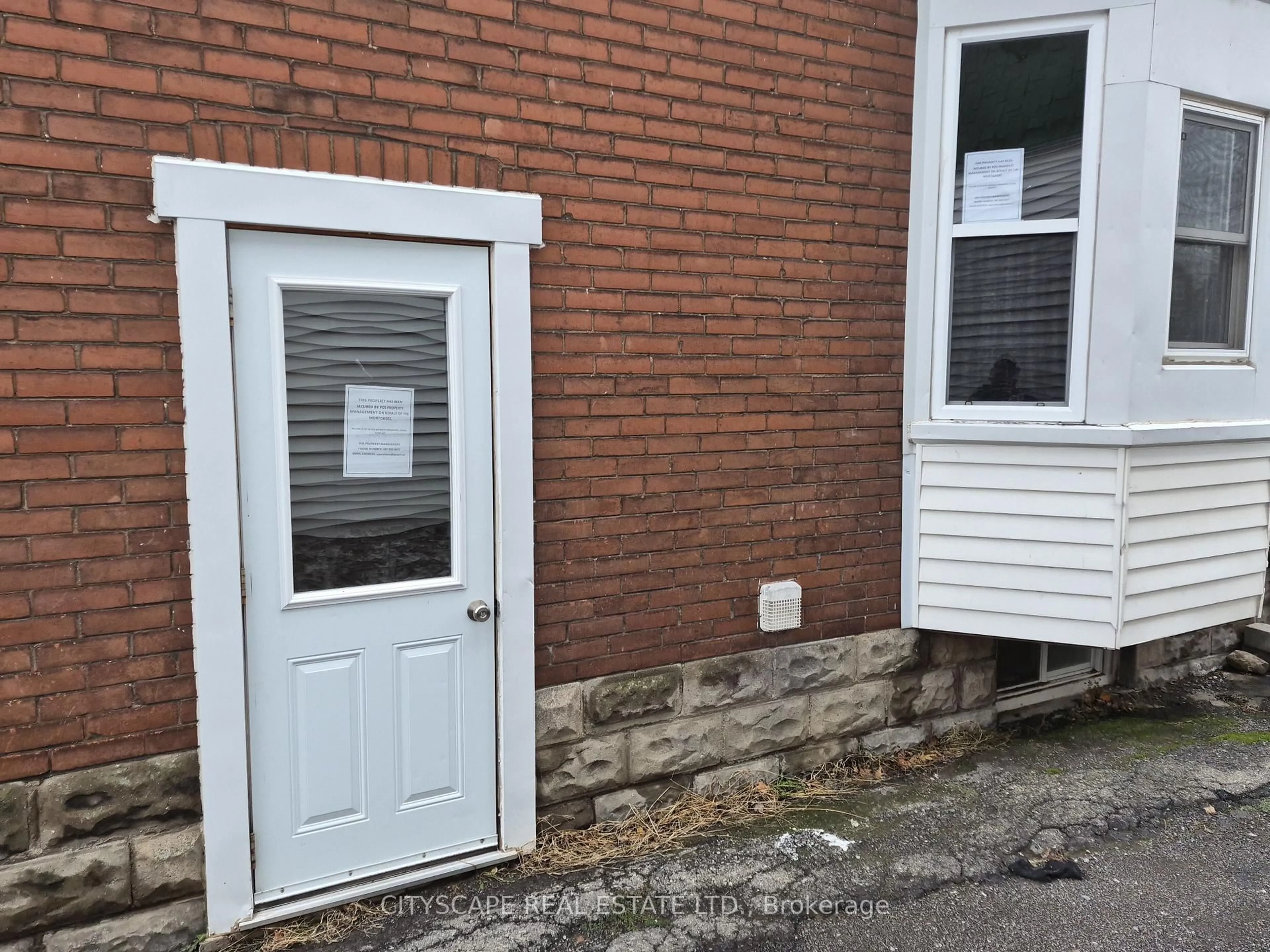 Unknown for 28 Margery Rd, Welland Ontario L3B 2P6