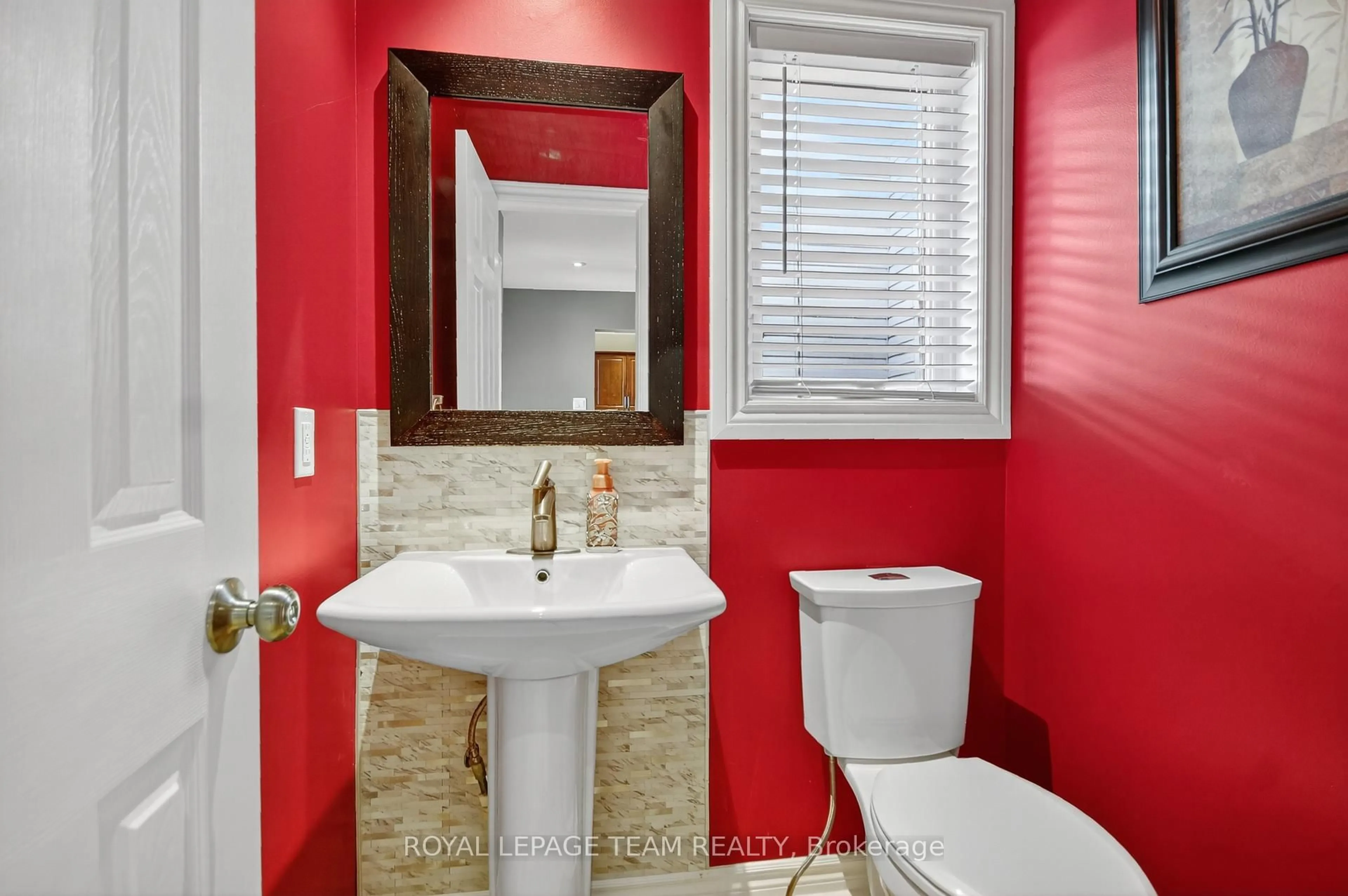 Contemporary bathroom, ceramic/tile floor for 22 Vesta St, Ottawa Ontario K2J 3Y9