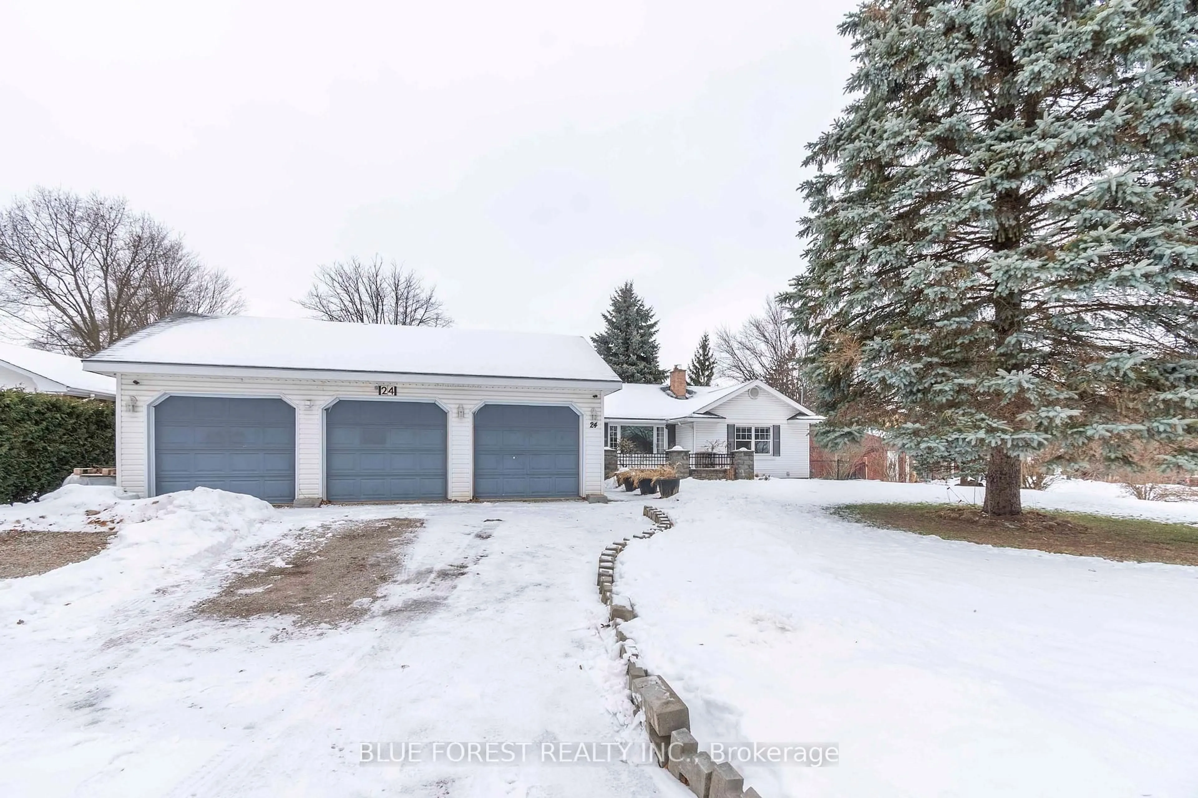A pic from outside/outdoor area/front of a property/back of a property/a pic from drone, street for 24 Daleview Cres, London North Ontario N5X 1H1