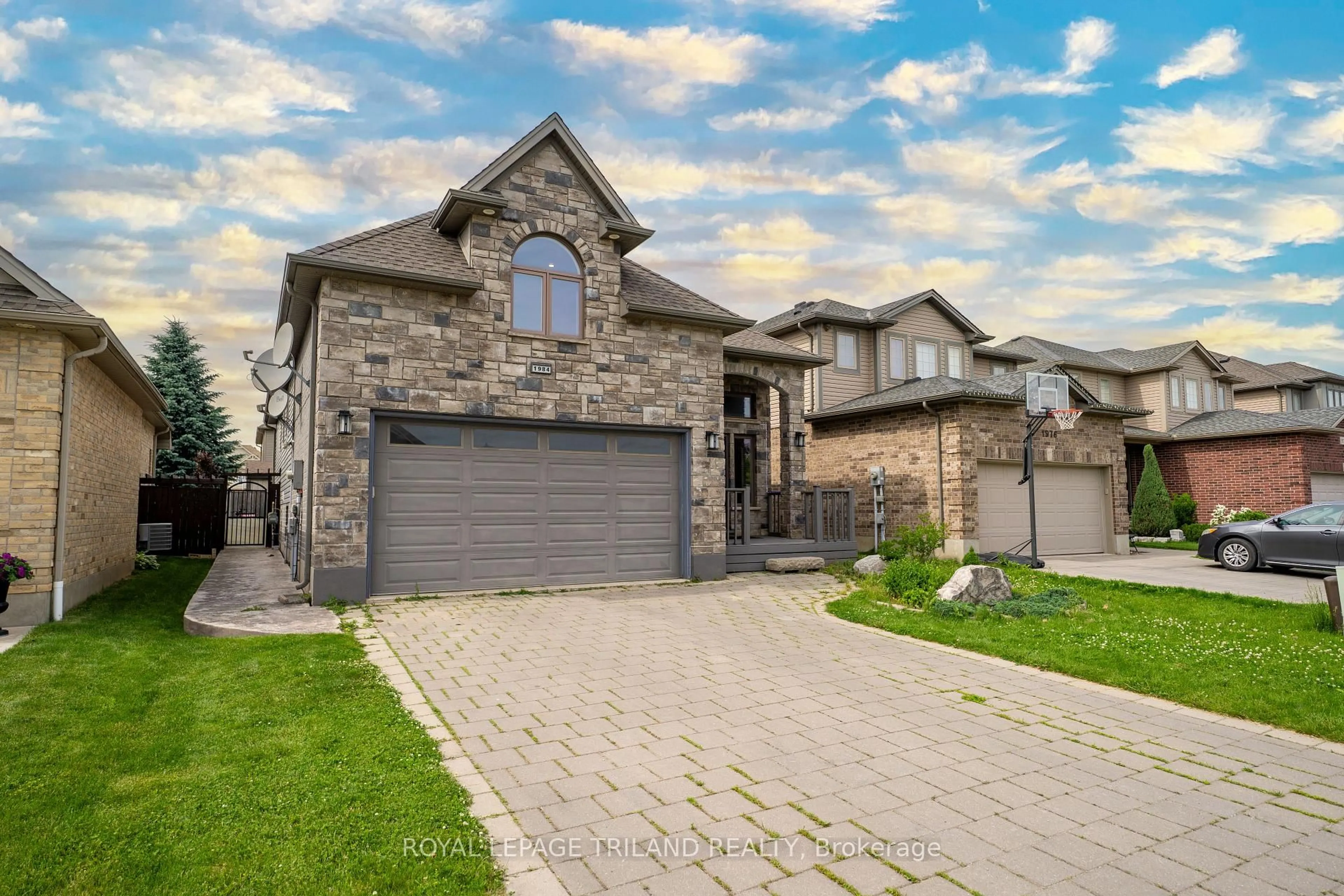 Home with brick exterior material, street for 1984 Jubilee Dr, London North Ontario N6G 0H7