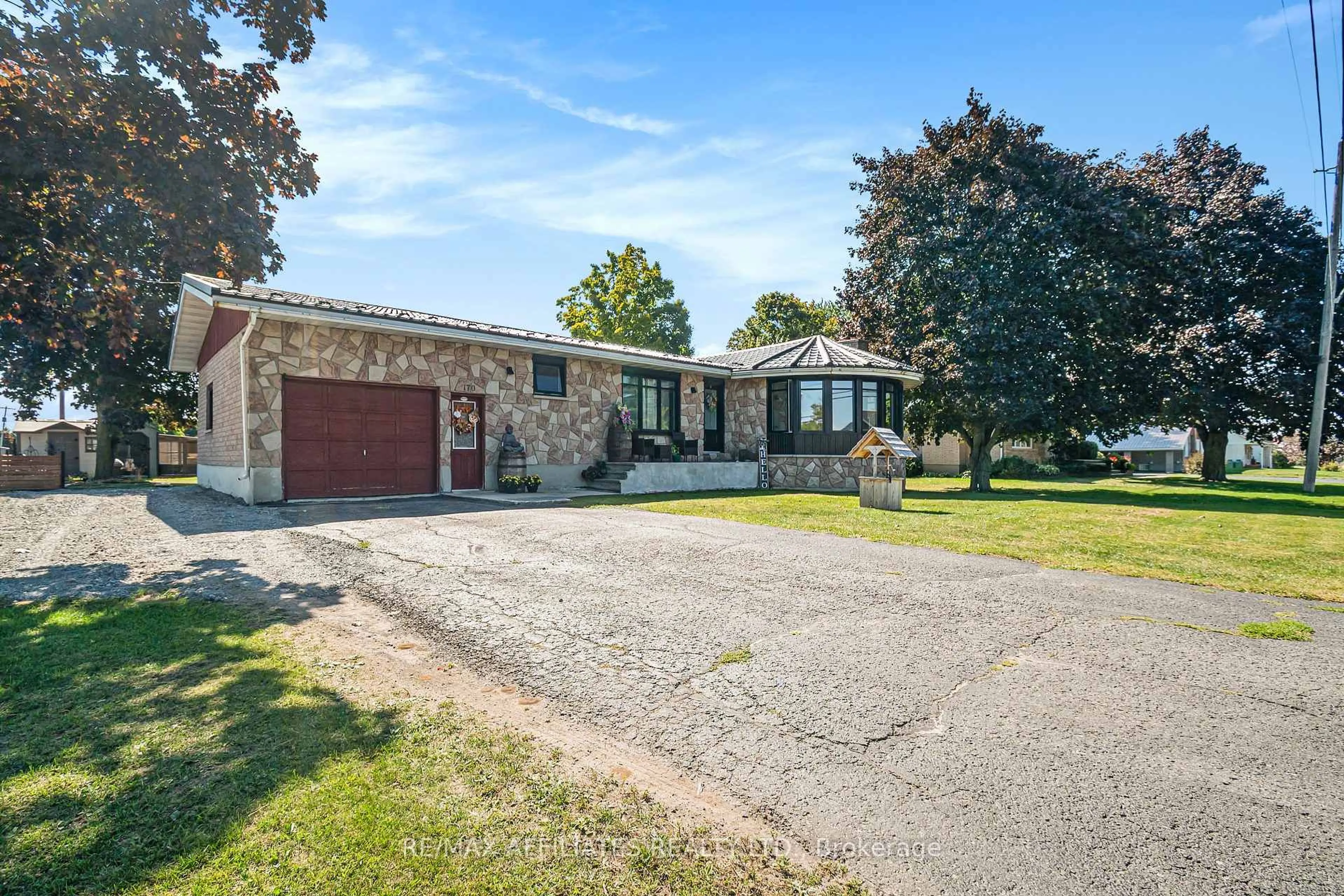 A pic from outside/outdoor area/front of a property/back of a property/a pic from drone, street for 170 Principale Rd, The Nation Ontario K0A 3C0