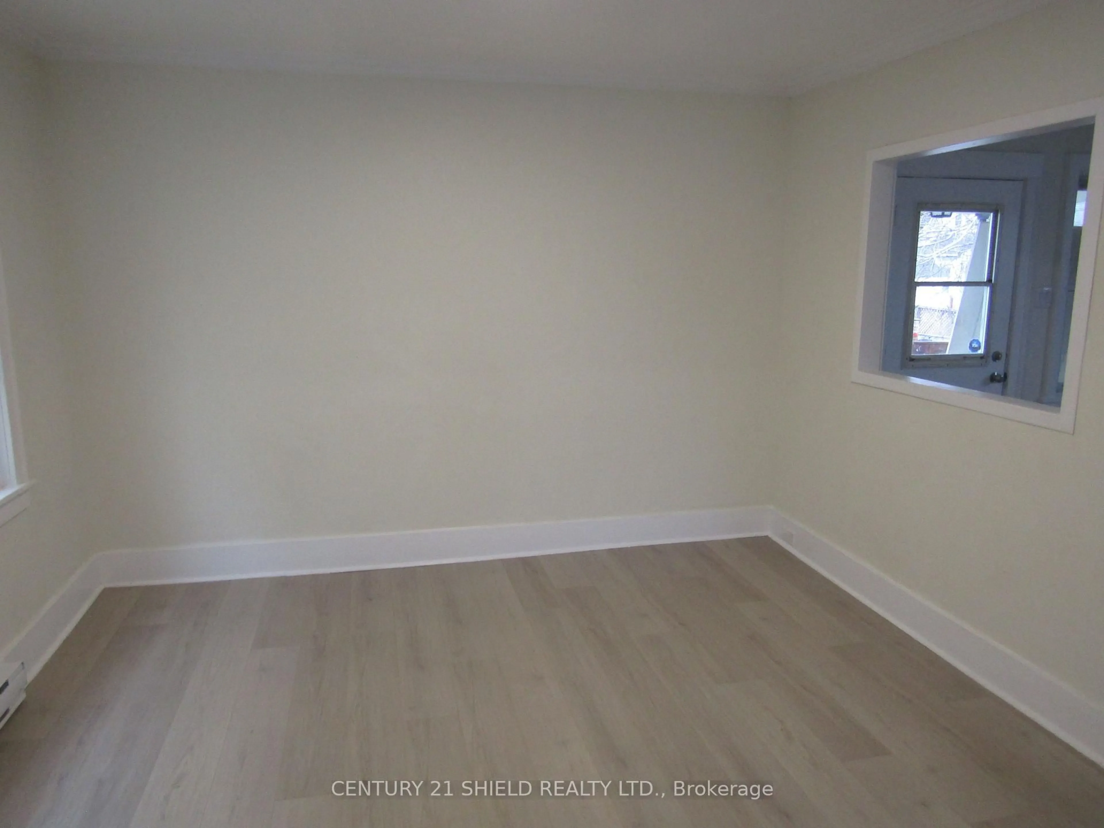 A pic of a room for 333 Munro Ave, Cornwall Ontario K6J 4L4