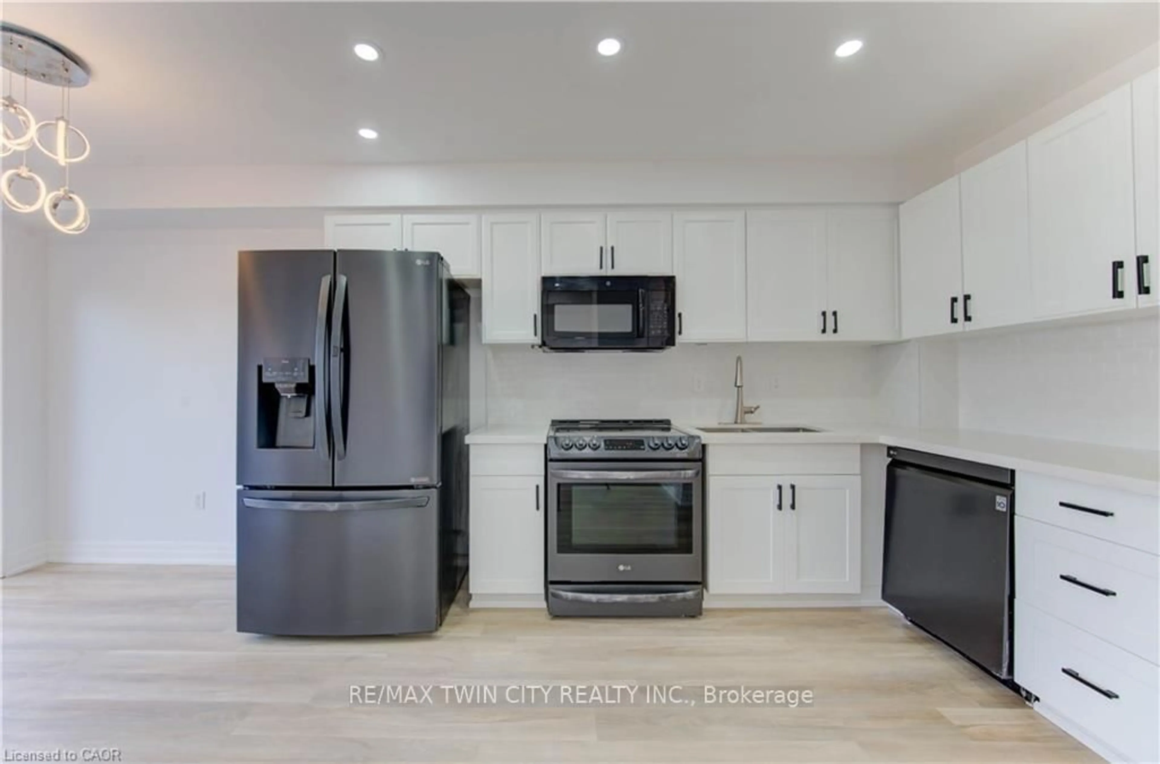 Open concept kitchen, unknown for 82 Trowbridge St, Woolwich Ontario N0B 1M0