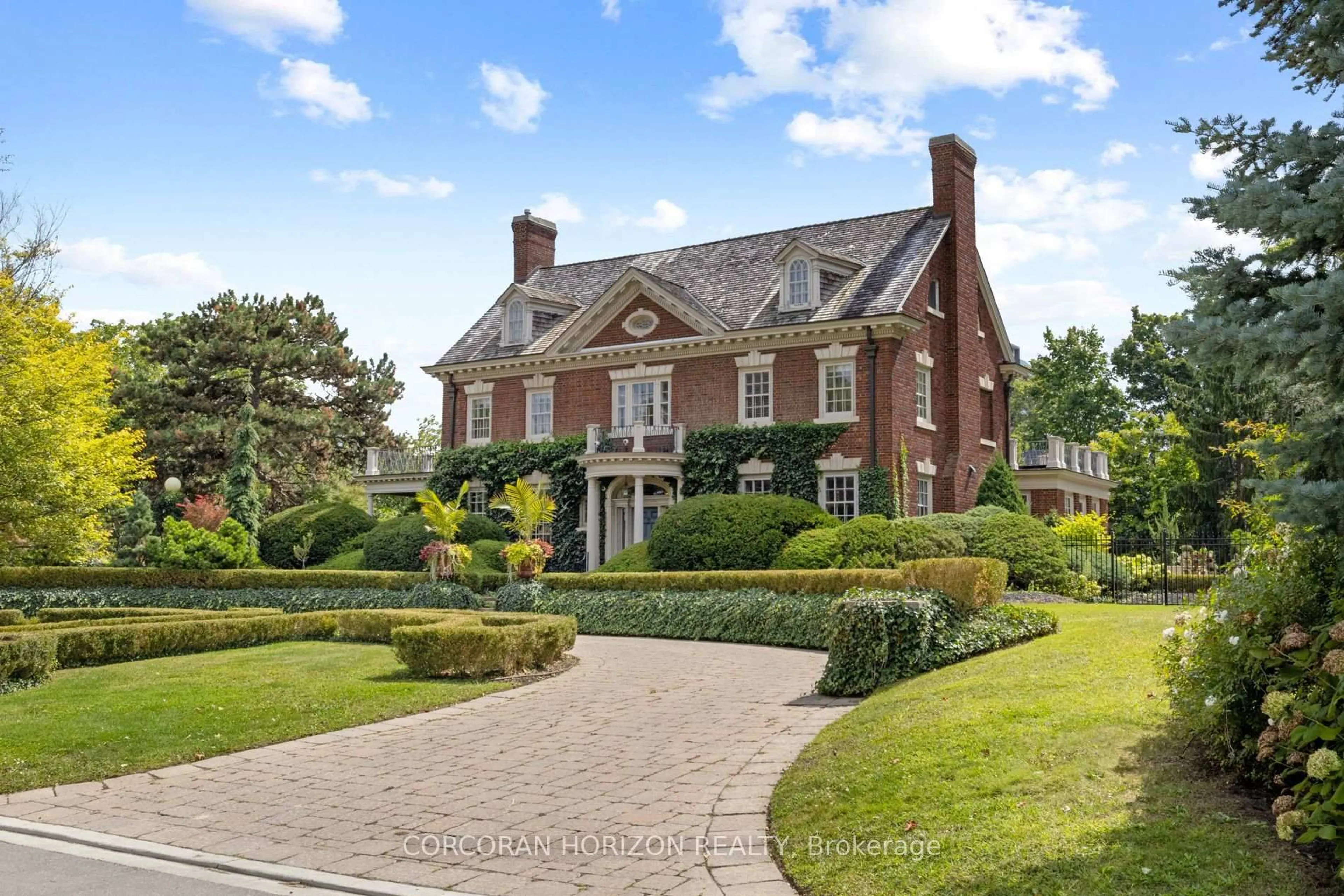 Home with brick exterior material, street for 33 Salisbury Ave, Cambridge Ontario N1S 1J1