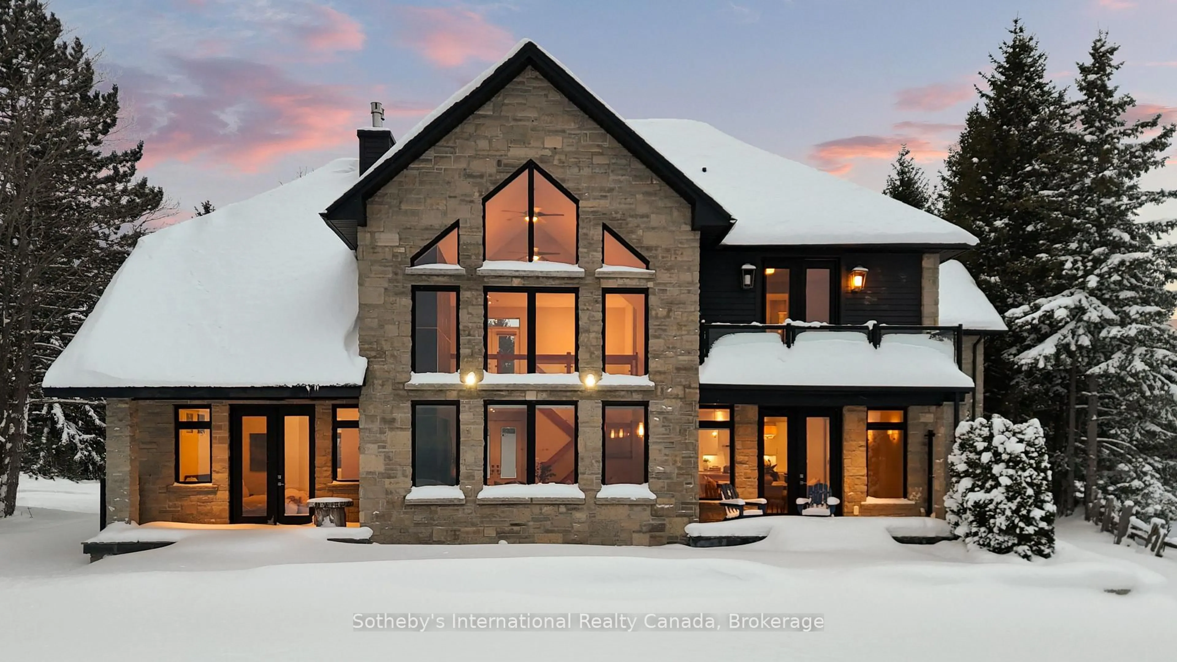 Home with brick exterior material, building for 107 Maple Lane, Blue Mountains Ontario N0H 2E0