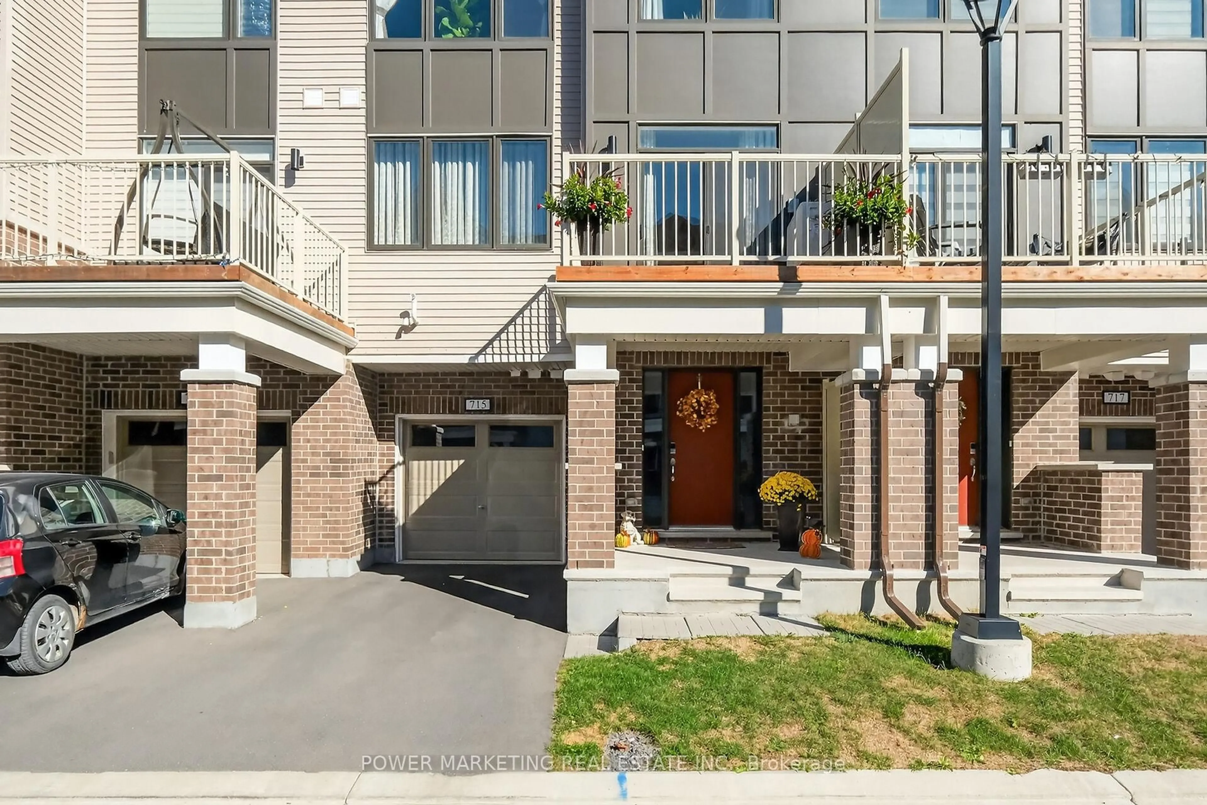 Unknown for 715 HYDRUS Private, Ottawa Ontario K2J 7B2